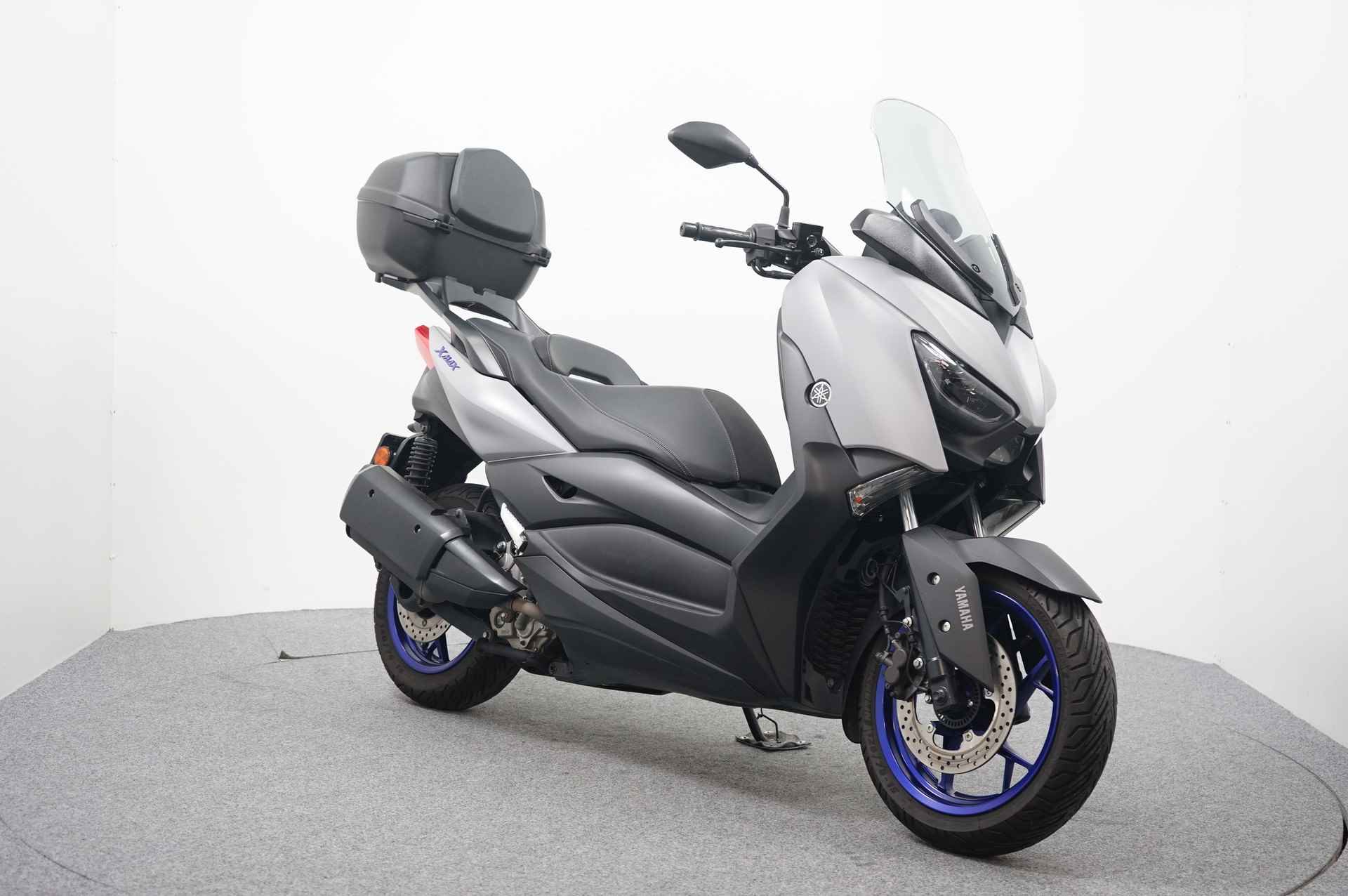 Yamaha X-MAX 300 ABS - 2/14