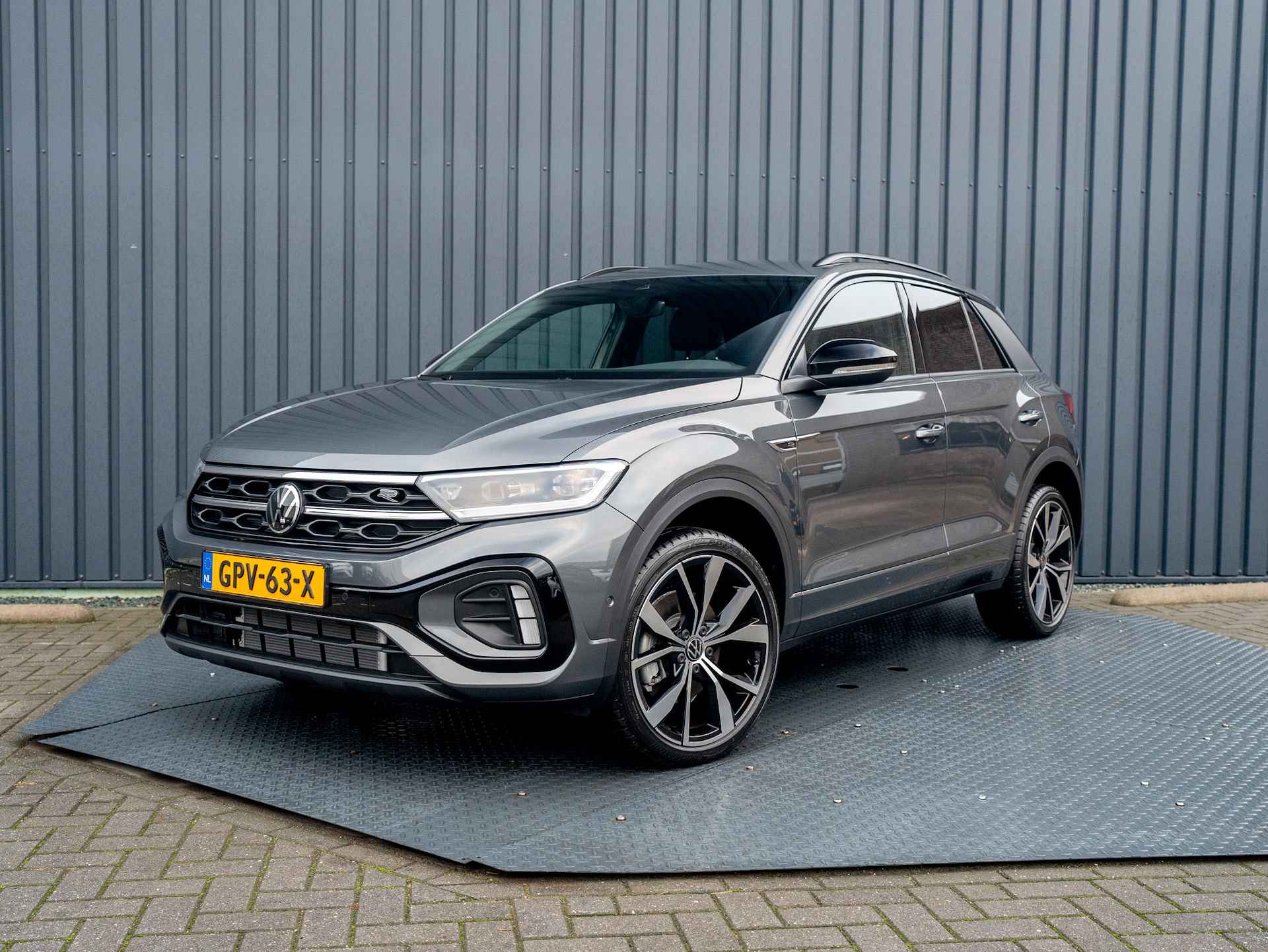 Volkswagen T-Roc 1.5 TSI R-Line Business | Elk A-klep | Side Assist | IQ Light | Camera | Keyless | Prijs Rijklaar!! - 49/49