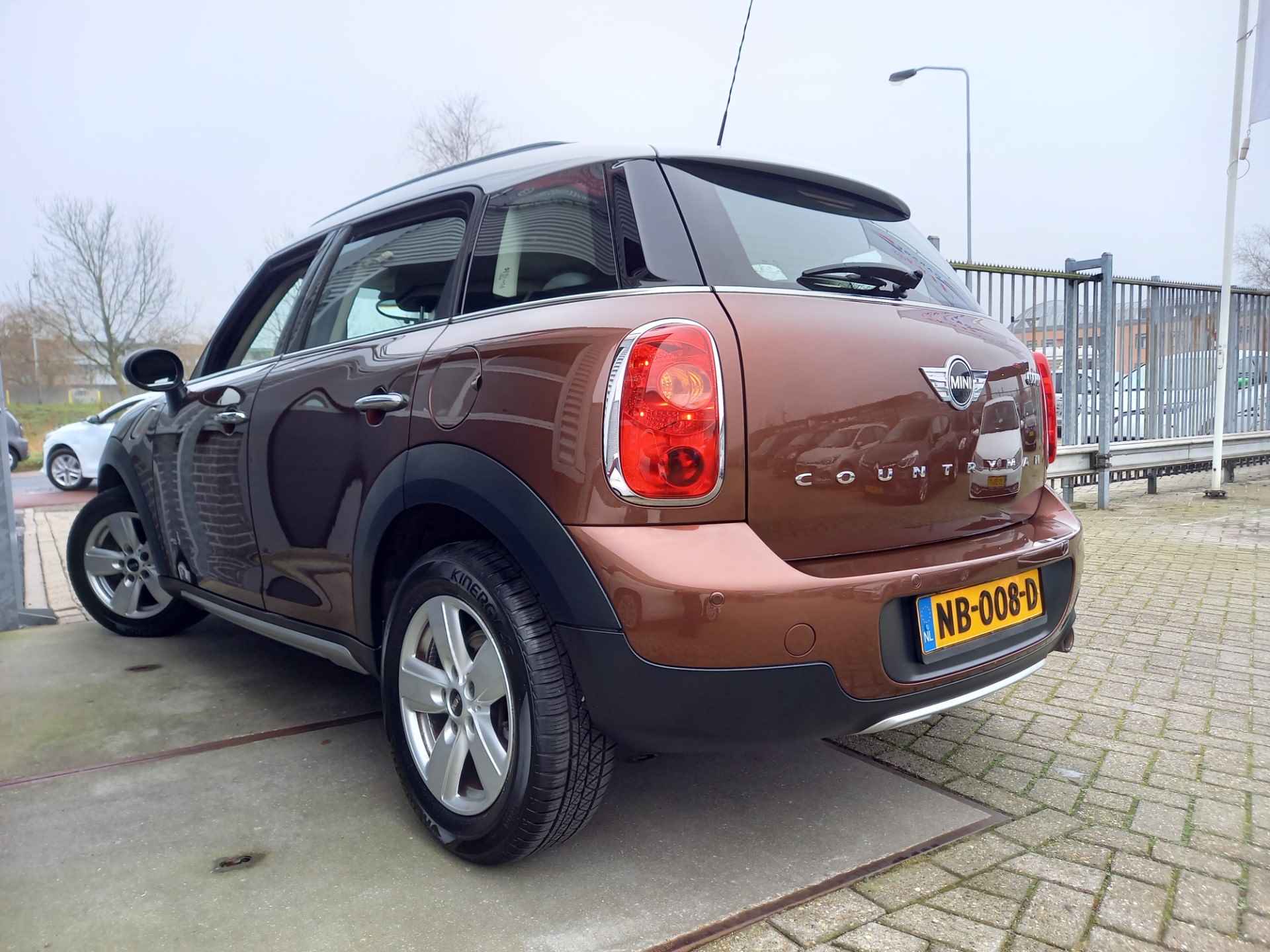 MINI Countryman 1.6 Cooper ALL4 Pepper 4X4 - PDC - CRUISE - CLIMATE - NAVI - - 19/48