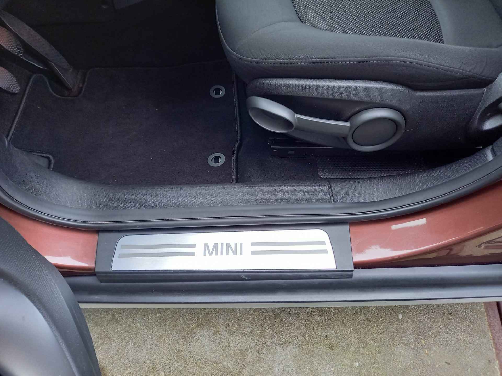 MINI Countryman 1.6 Cooper ALL4 Pepper 4X4 - PDC - CRUISE - CLIMATE - NAVI - - 28/48