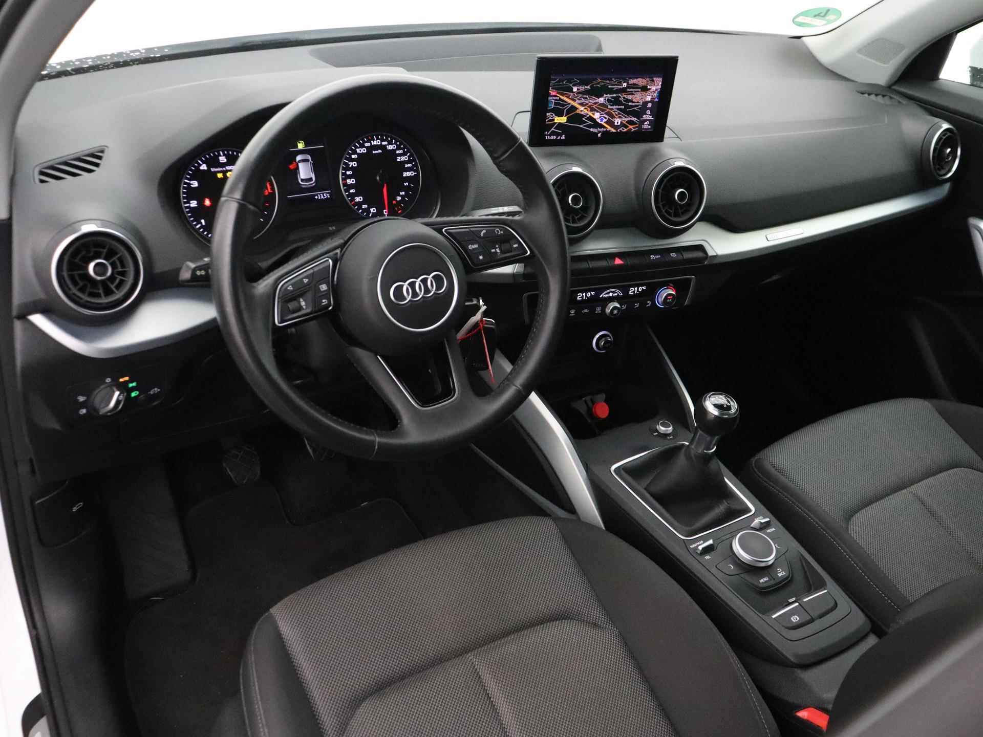 Audi Q2 30 TFSI epic | NIEUW BINNEN | Trekhaak | Navigatie | 17"  Parkeersensoren | LED | - 5/10