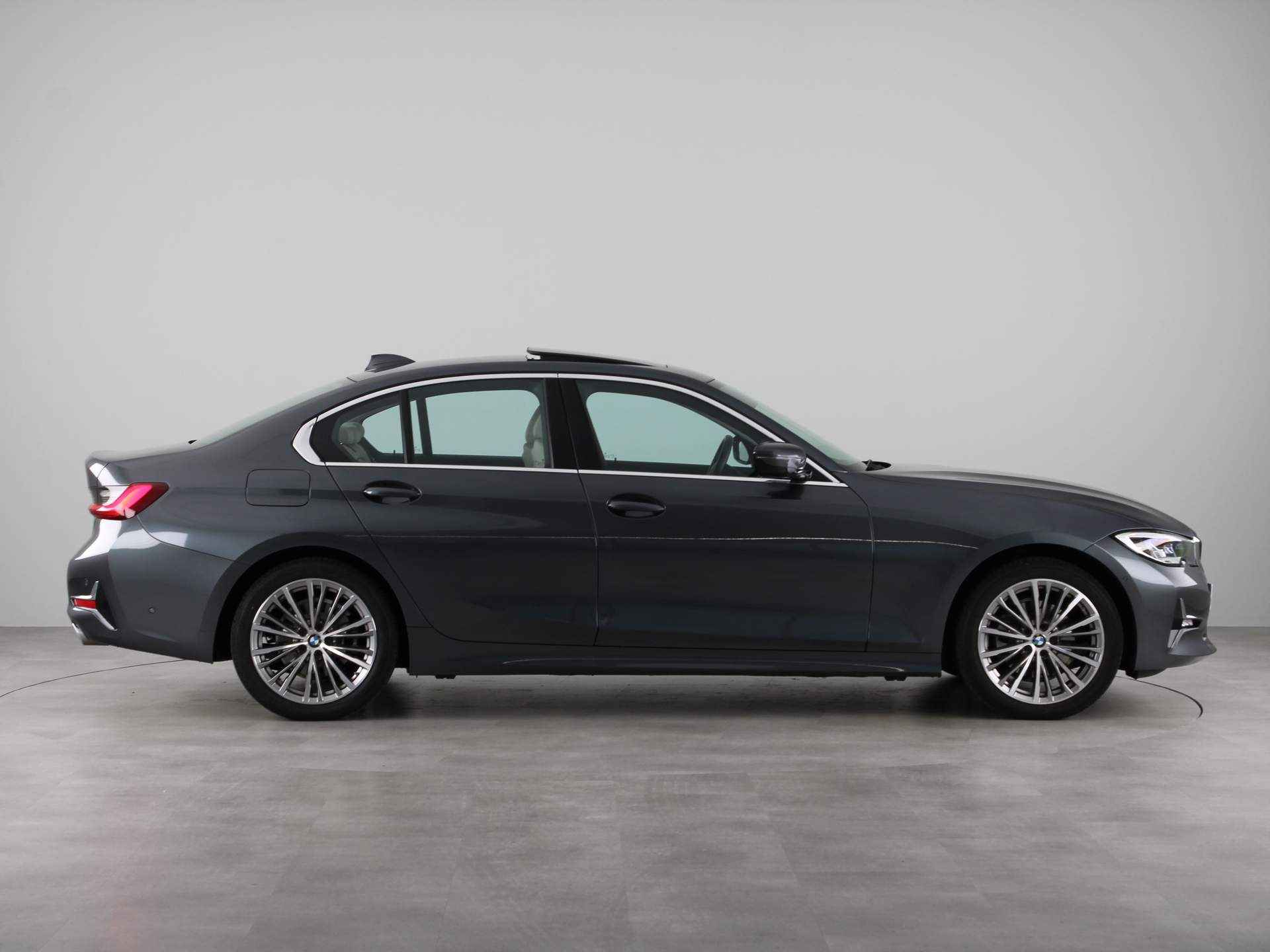 BMW 3 Serie 320i Business Edition Plus - 9/26