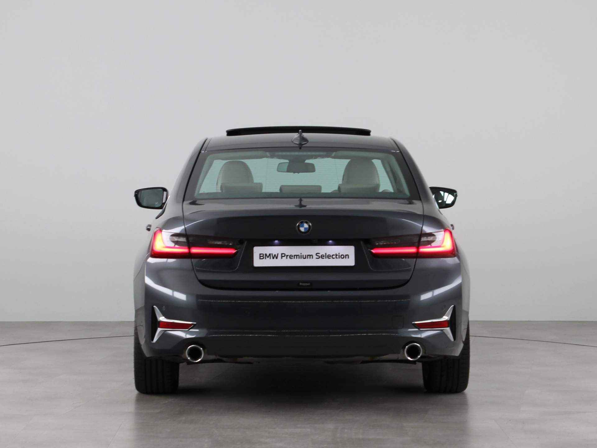 BMW 3 Serie 320i Business Edition Plus - 11/26