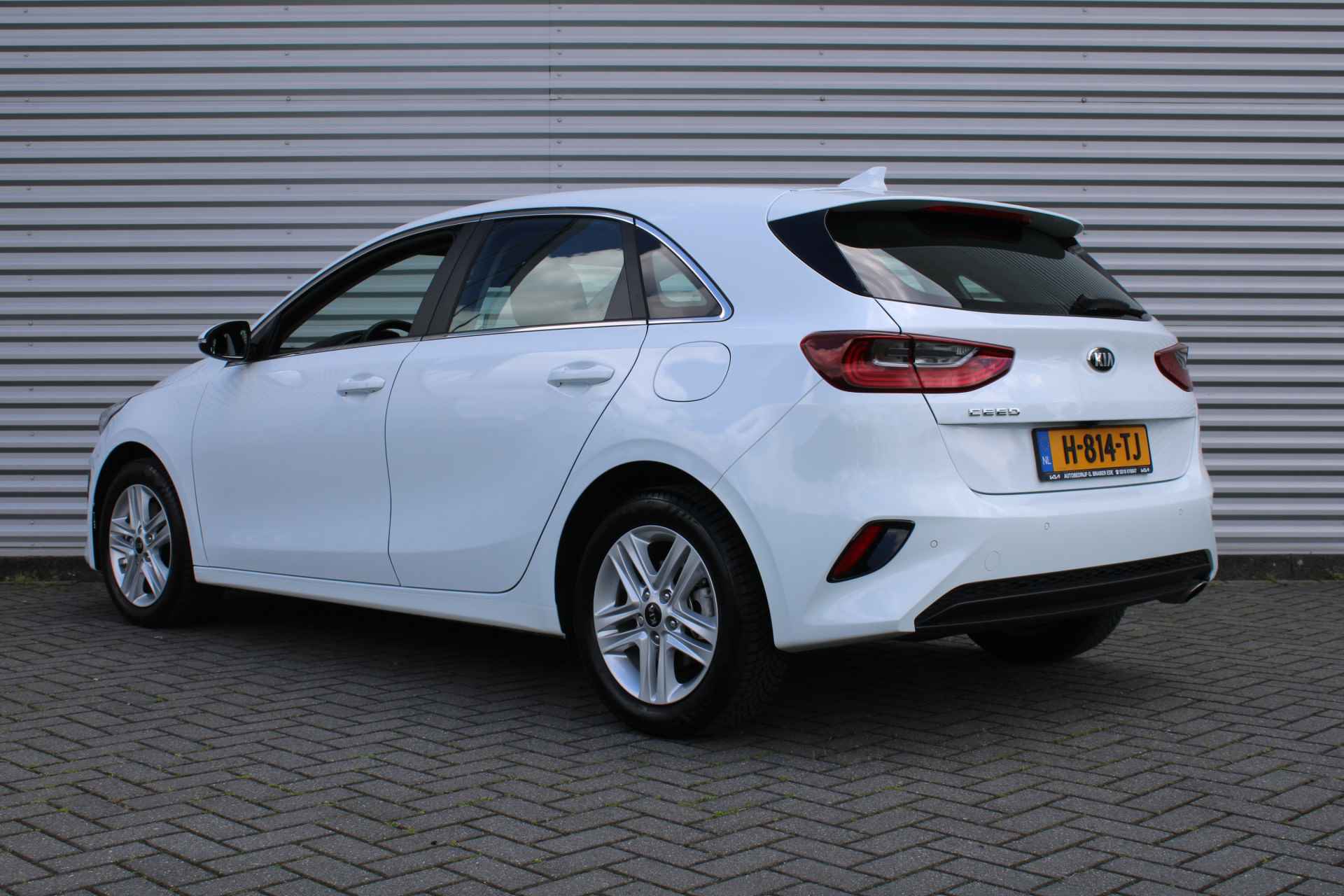 Kia Ceed 1.0 T-GDi DynamicLine | 16" LM | Airco | Cruise | Camera | Navi | PDC | - 7/29