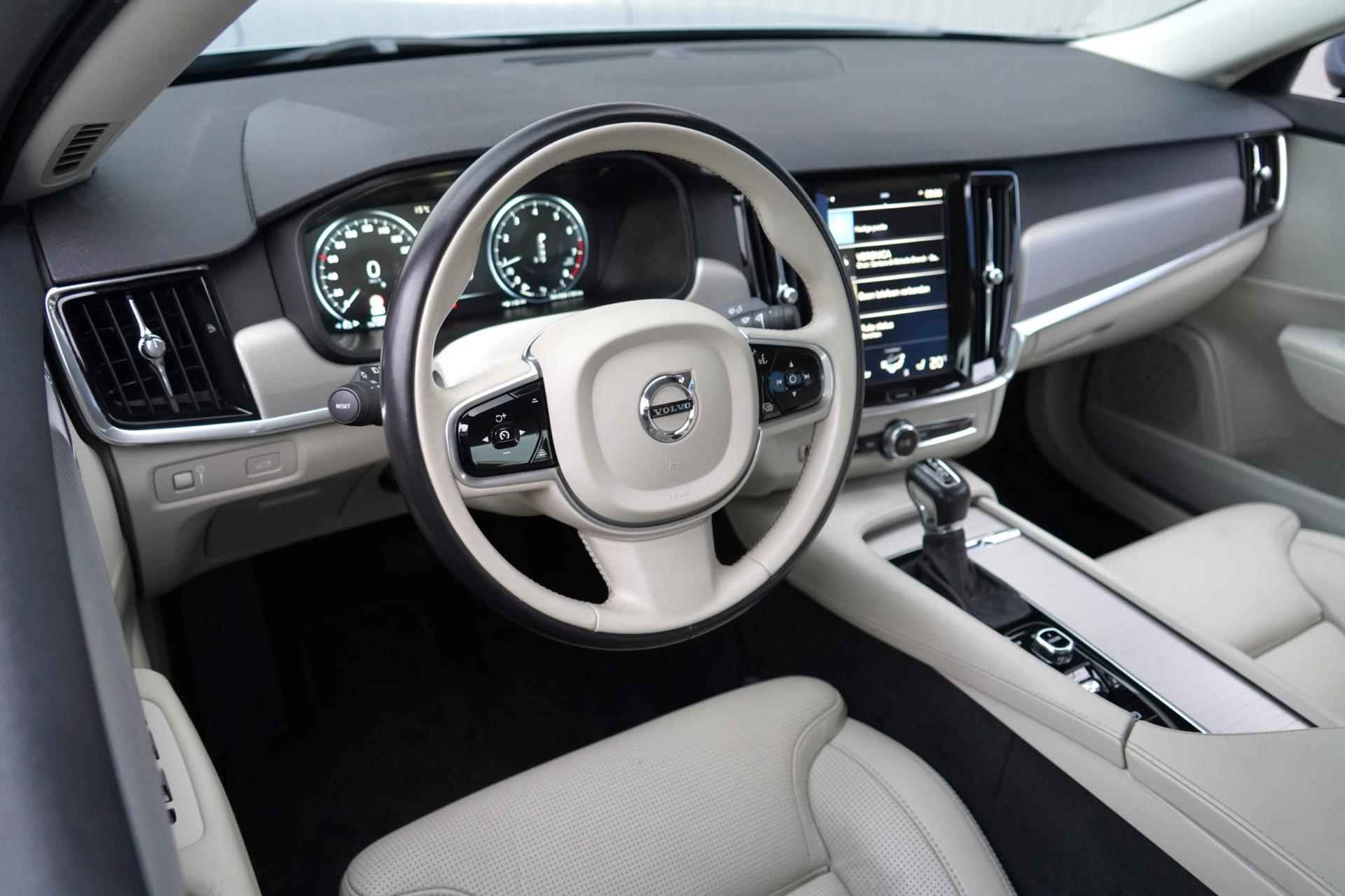 Volvo S90 2.0 T5 Inscription / 87dkm NAP / Leder / Massage / Memory Seat / Stoelverw. & Koeling / Side Assist - 10/36