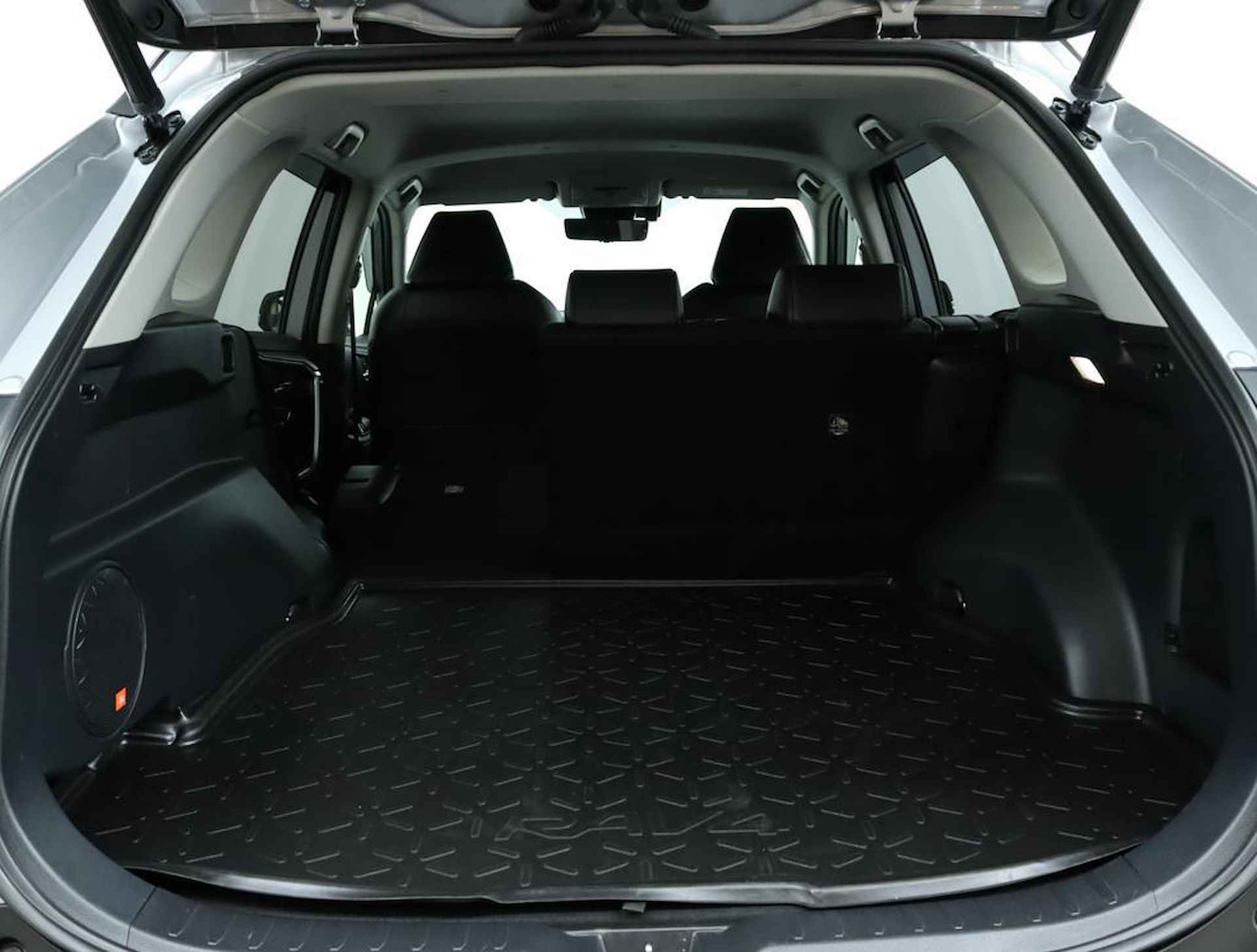 Toyota RAV4 2.5 Hybrid AWD Style | Innovation Pakket | Trekhaak 1650 KG | Lederen Bekleding | 360 Graden Camera | - 24/54