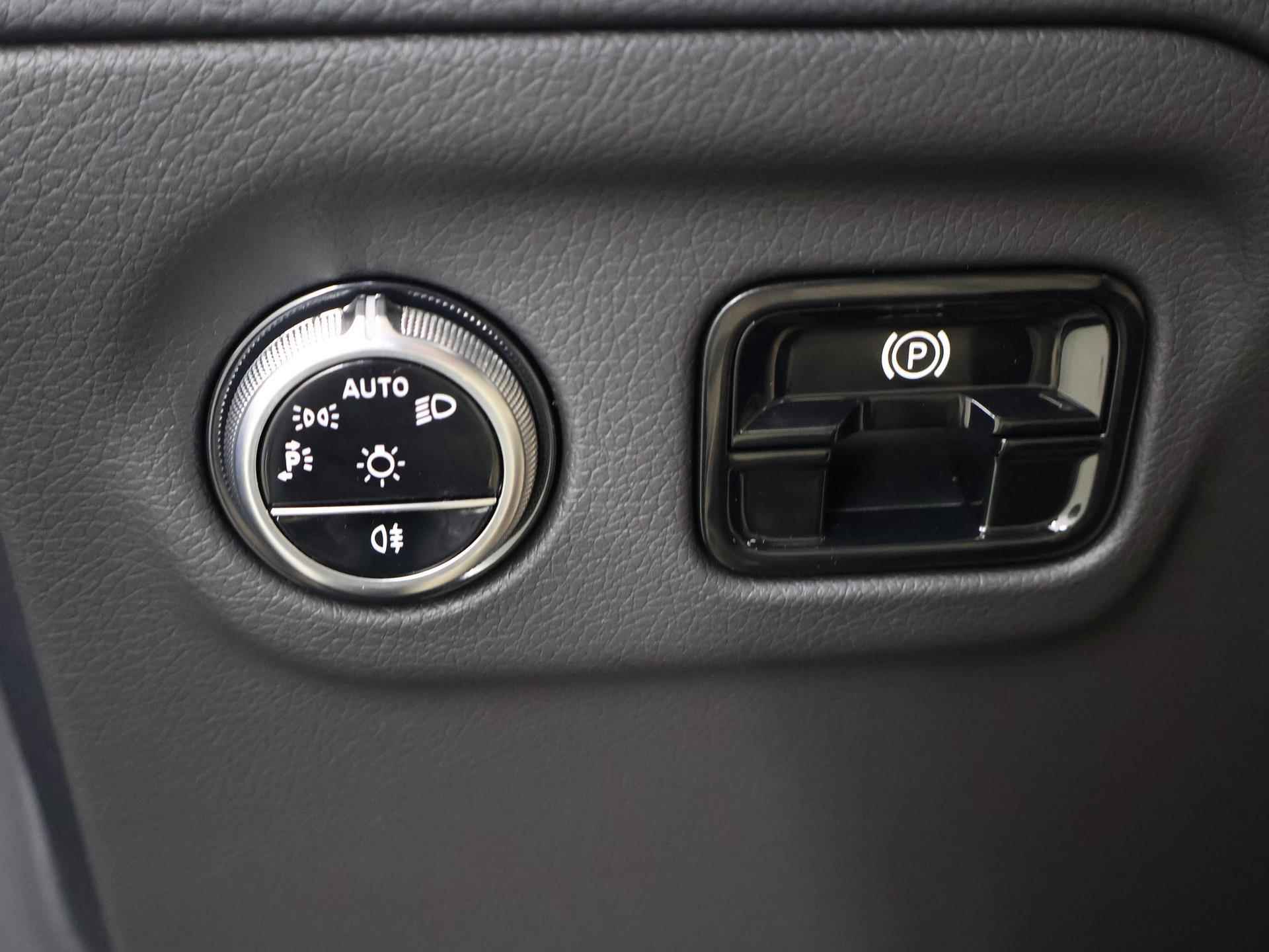 Mercedes-Benz EQE 300 Business Edition | Panorama-schuifdak | Sfeerverlichting | Apple Carplay/Android Auto - 38/49