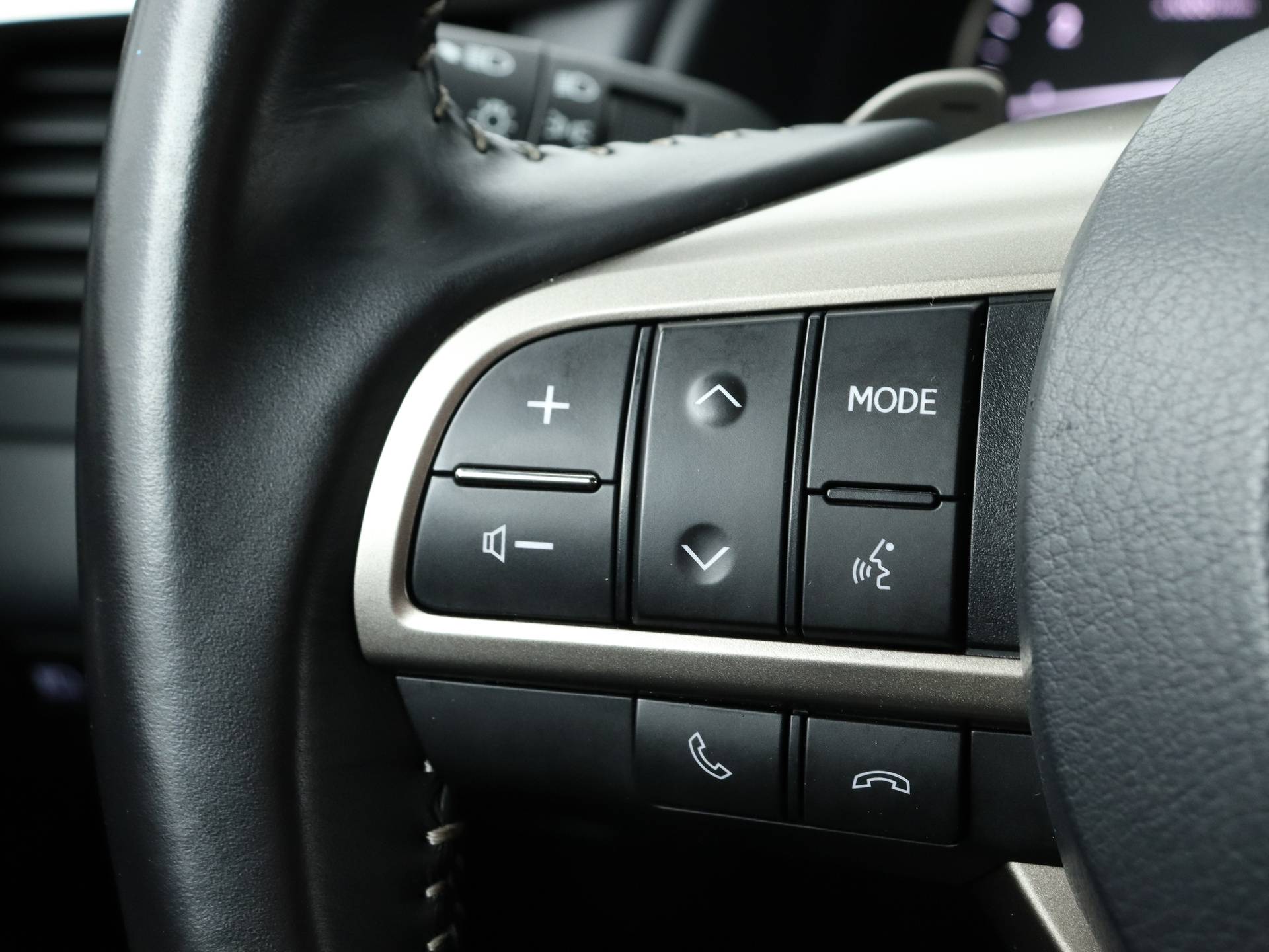Lexus RX 450h Executive Limited | Memory Seat | Premium Navigatie | 20" inch LM velgen | - 18/43