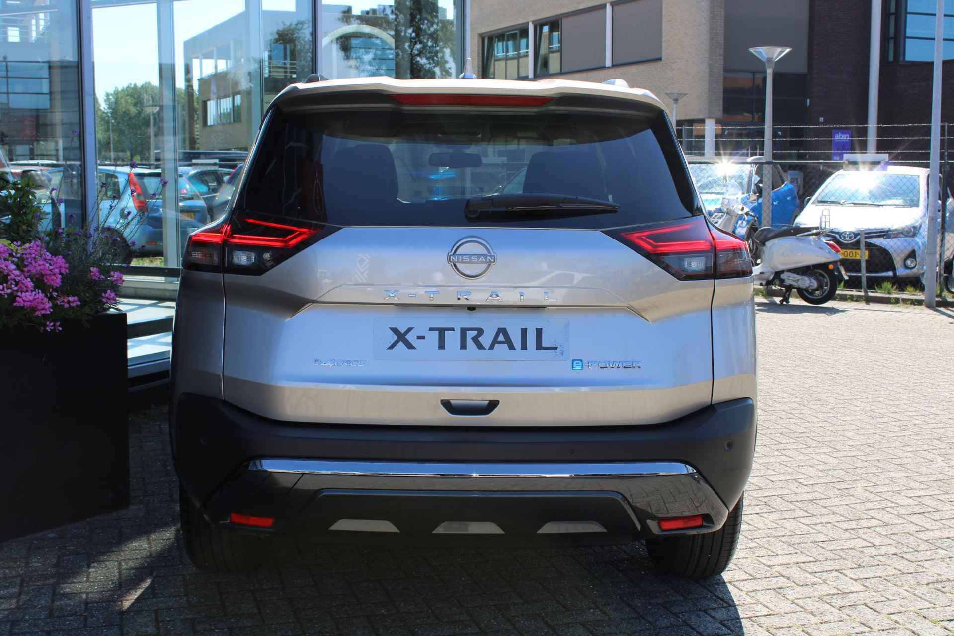 Nissan X-Trail 1.5 e-4orce N-Trek 4WD | €10.000, - KORTING!| 360-Camera | Parkeersensoren | Dodehoekdetectie | Elektrische achterklep | Stuur/Stoelverwarming voor+ achter | Elektrische stoelen + geheugen | Adaptive cruise control | - 3/62