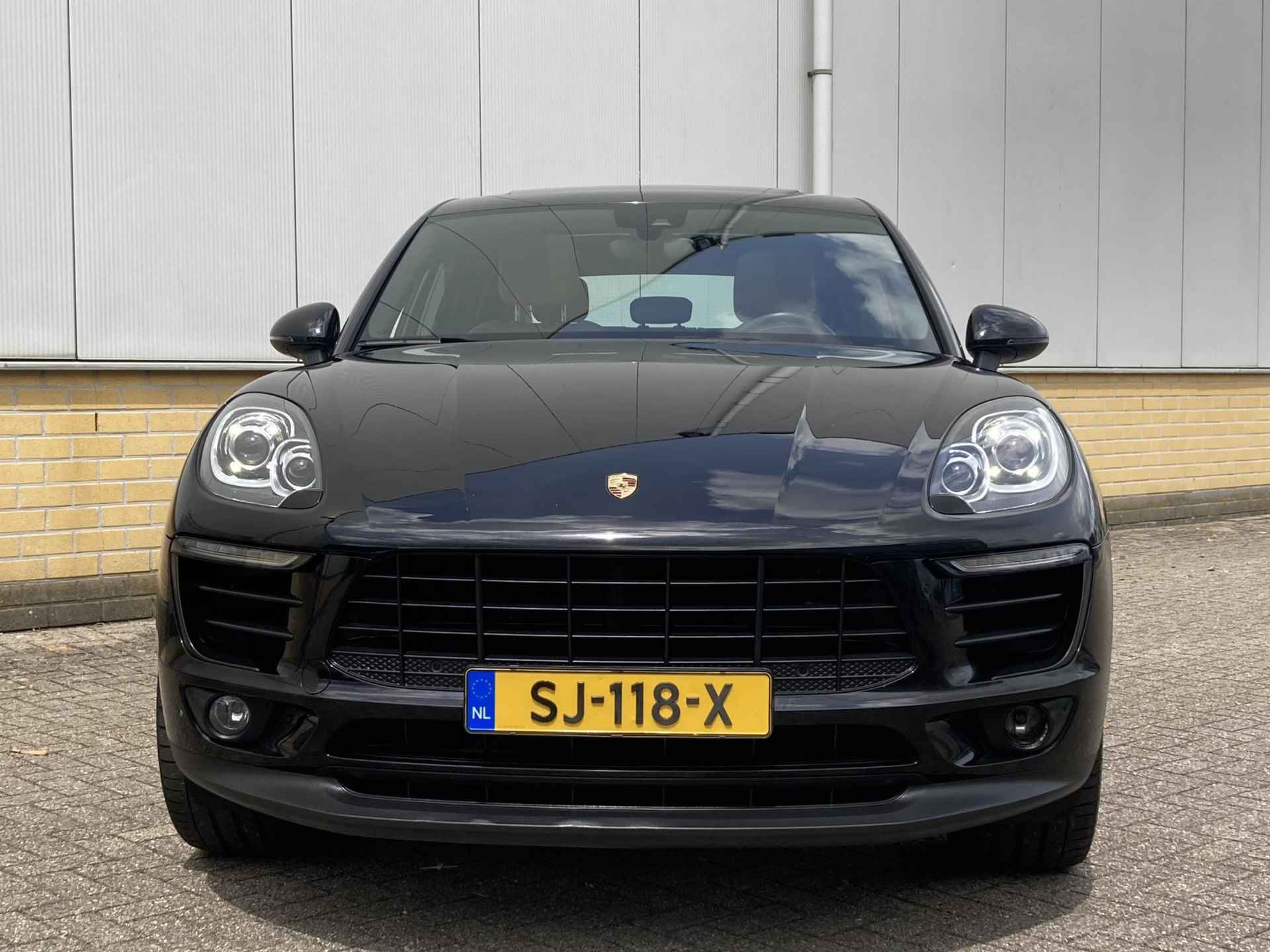 Porsche Macan 2.0 Turbo 252 pk 4WD PDK-panoramadak-luchtvering - 3/37