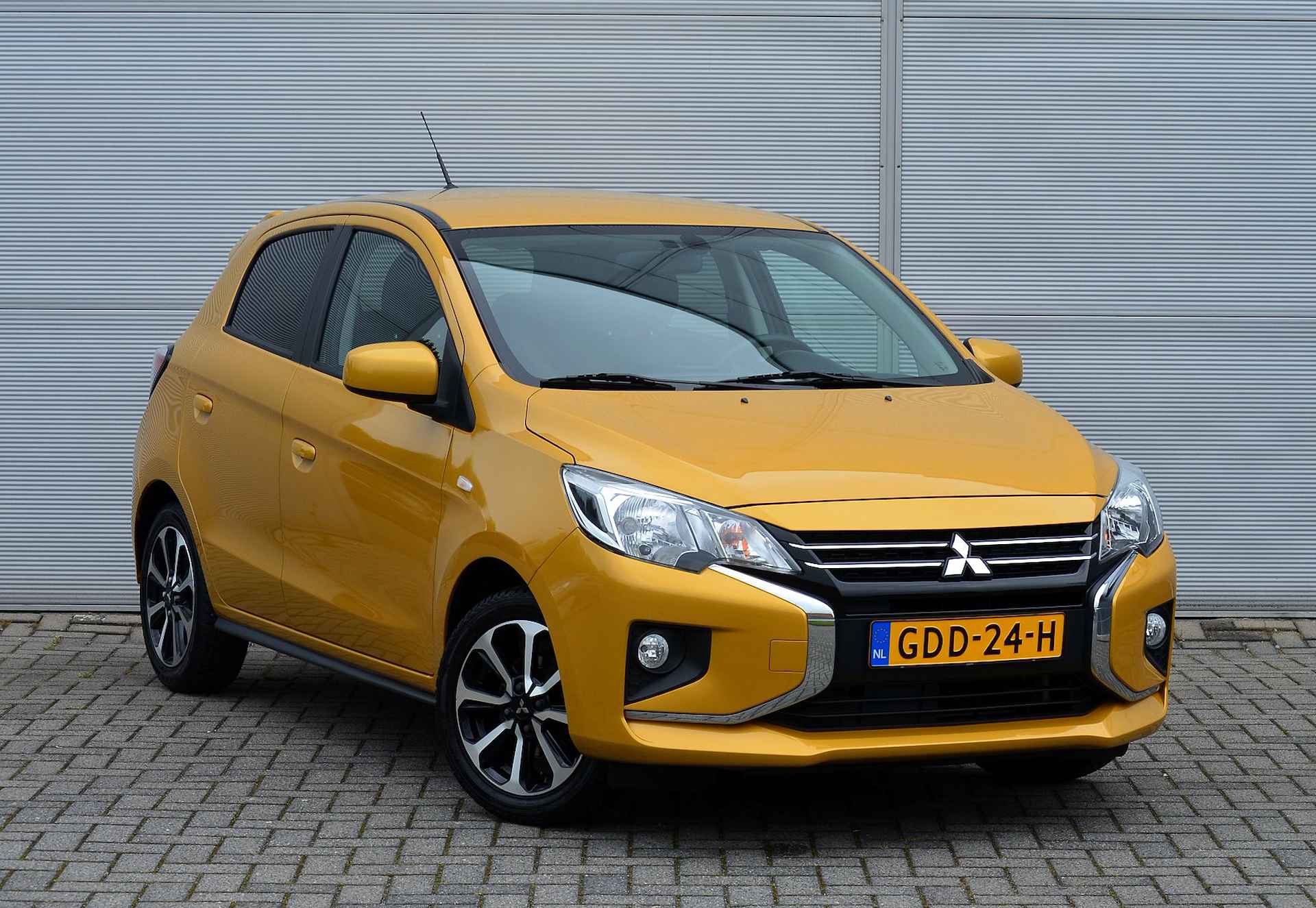 Mitsubishi Space Star 1.2 DYNAMIC CLEARTEC | HOGE ZIT | CRUISE CONTROL | NAVI | CAMERA | FABRIEKGARANTIE TOT 02-02-2027 - 14/43