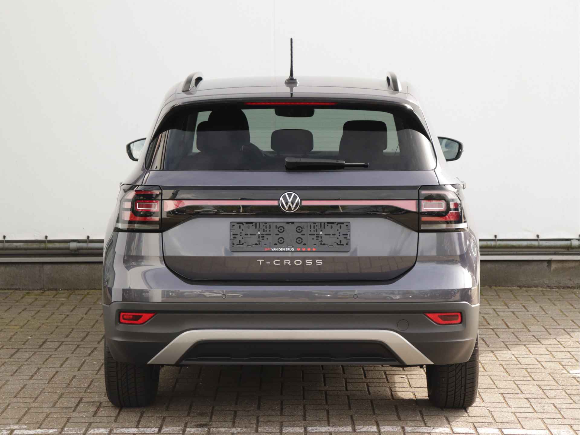 Volkswagen T-Cross 1.0 TSI Move 110pk | LED | Navigatie | Stoelverwarming | Adaptive Cruise Control | - 6/44