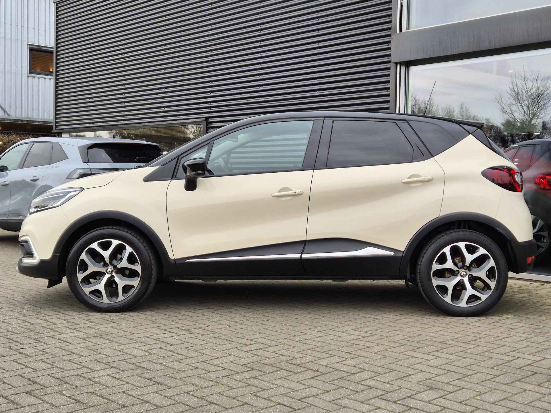 Renault Captur TCe 90 Intens - 3/41