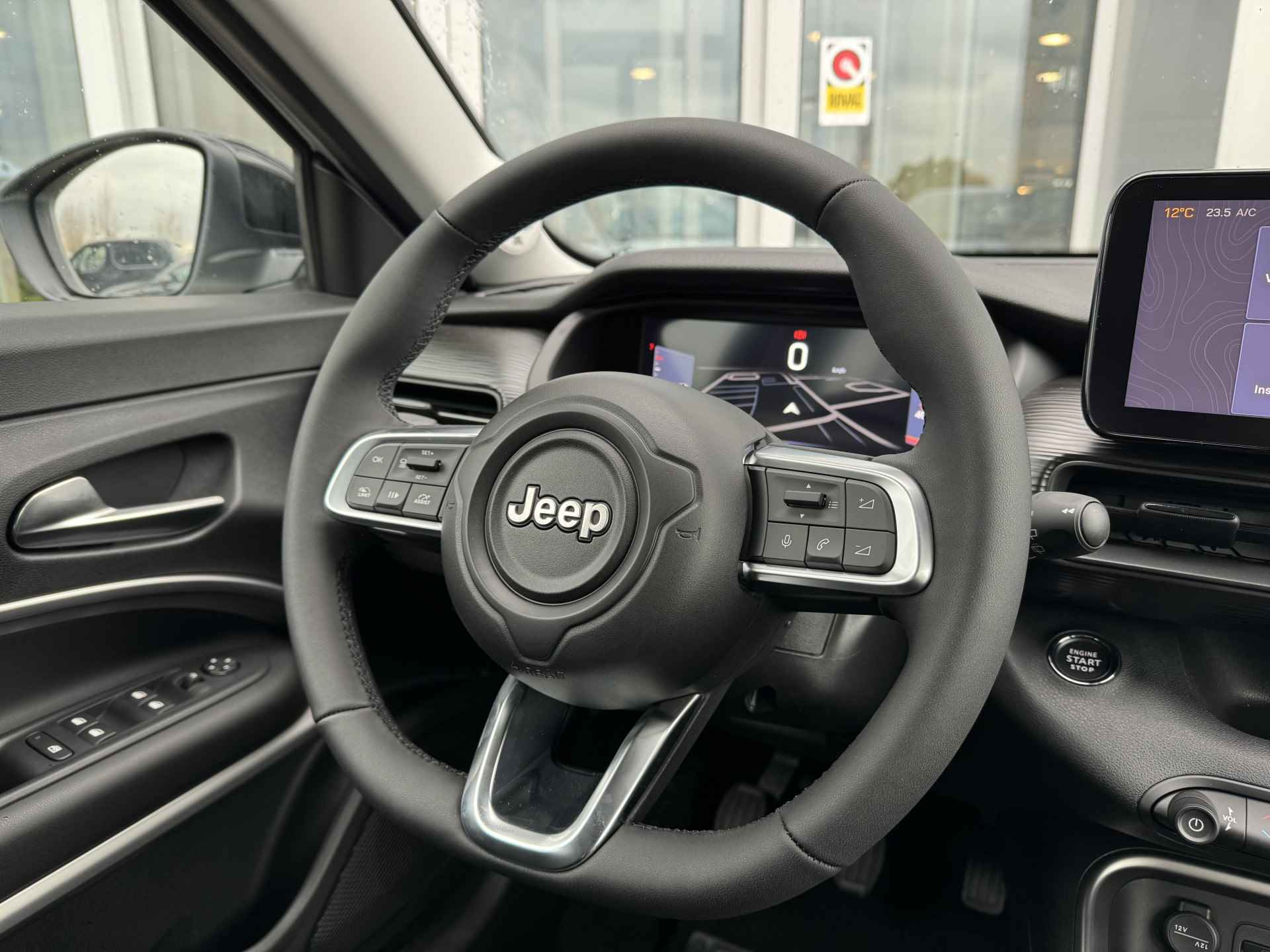 Jeep Avenger 1.2 Altitude | Camera | Sensoren V/A | JBL audio | Cruise Control | Elekt. klep | Navi | Carplay - 37/42