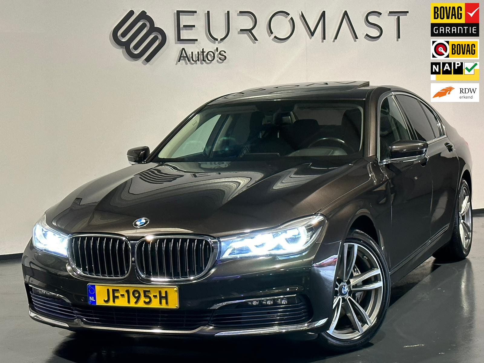 BMW 7-serie 730d xDrive High Executive Leder - Navi - Camera - Schuifdak