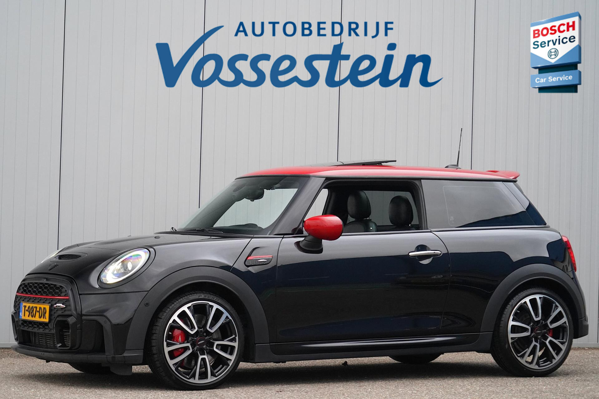 Mini Mini 2.0 John Cooper Works JCW Pack / Schuifdak / Camera / Leder / Navigatie / Stoelverw. / Automaat