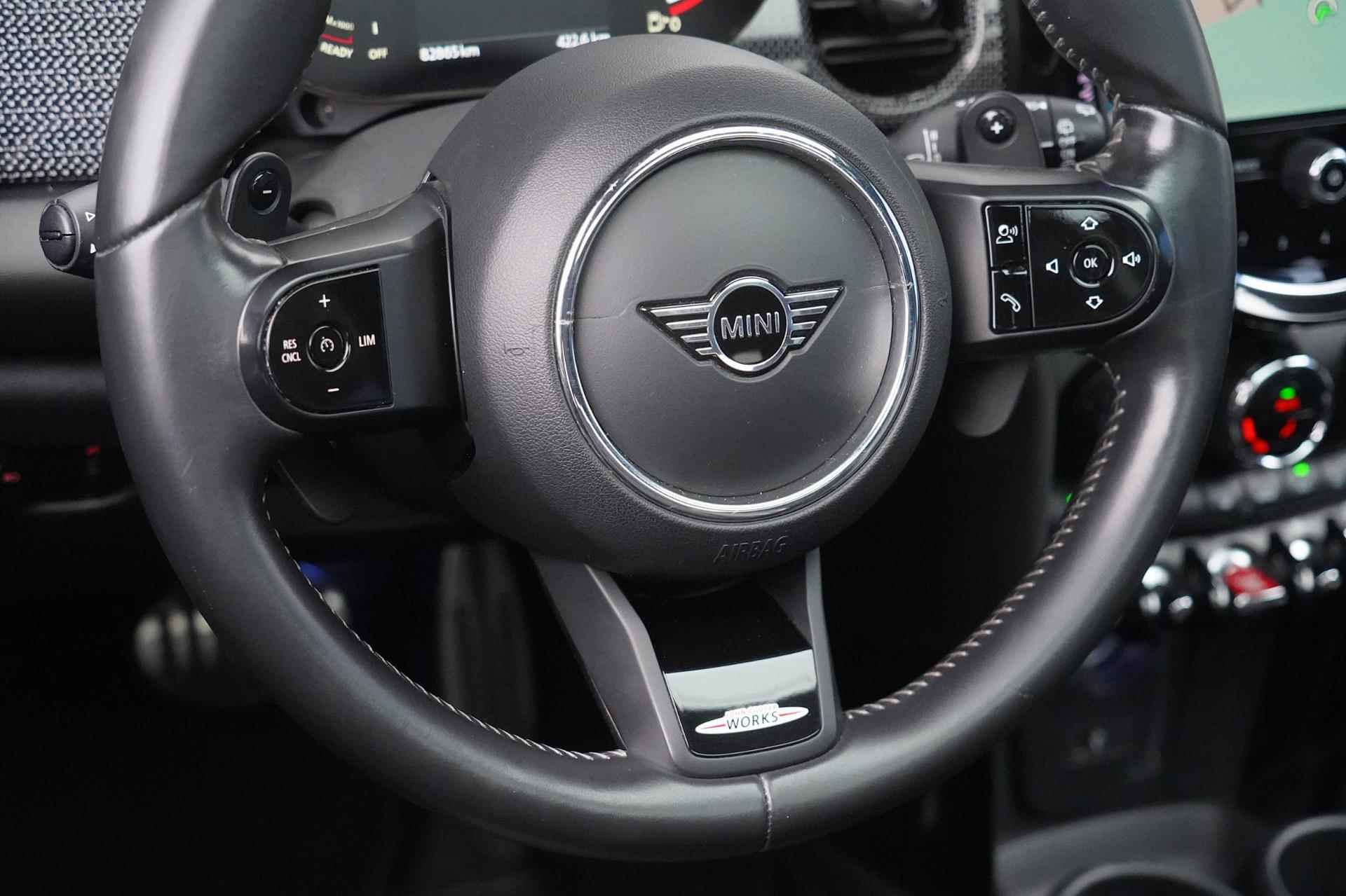 Mini Mini 2.0 John Cooper Works JCW Pack / Schuifdak / Camera / Leder / Navigatie / Stoelverw. / Automaat - 11/33