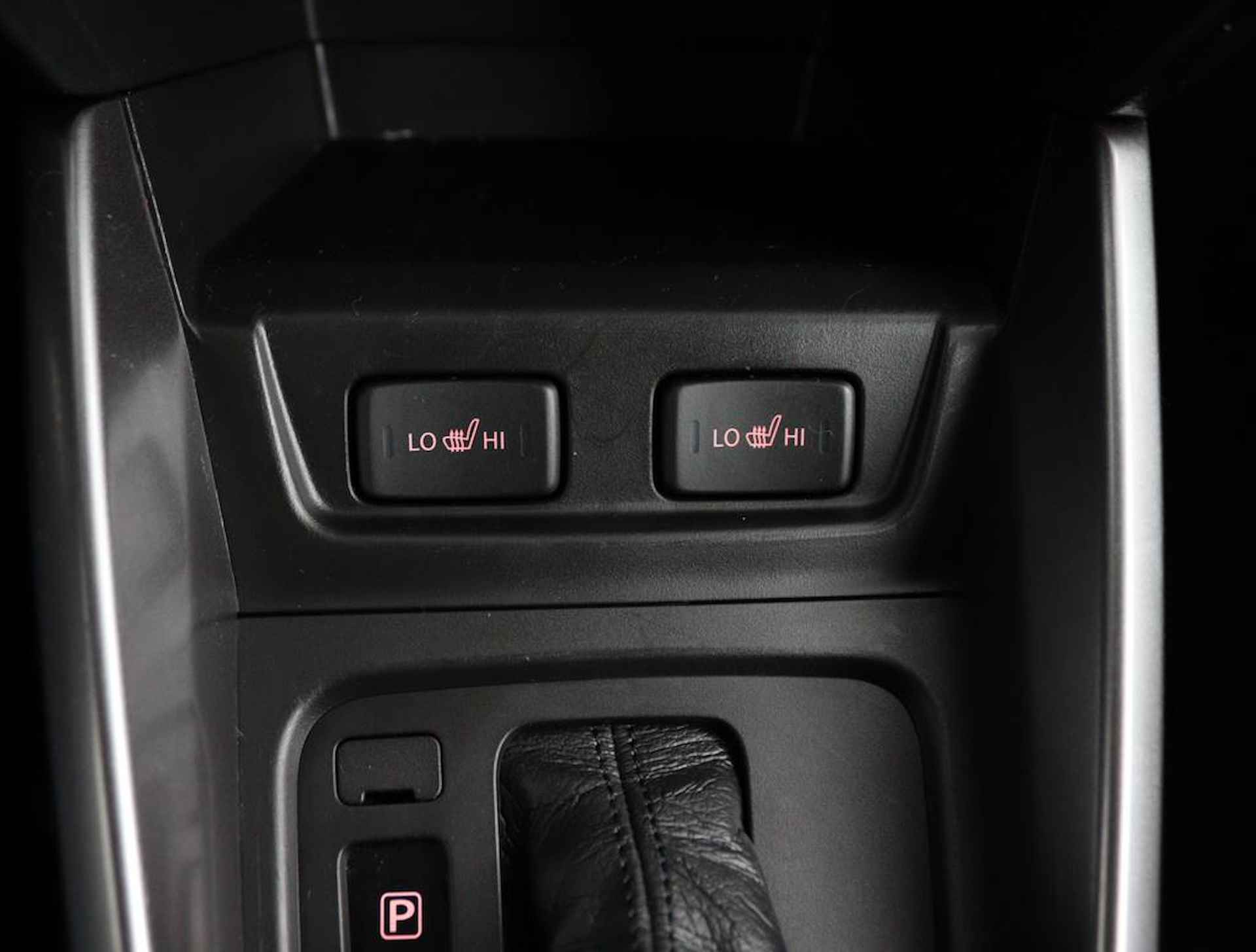 Suzuki Vitara 1.5 Hybrid Select | Navigatie | Keyless Entry | Bi Tone | Suzuki Safety Systeem | Achteruitrijcamera | Automaat | Led Verlichting | Dodehoek Detectie | - 29/50
