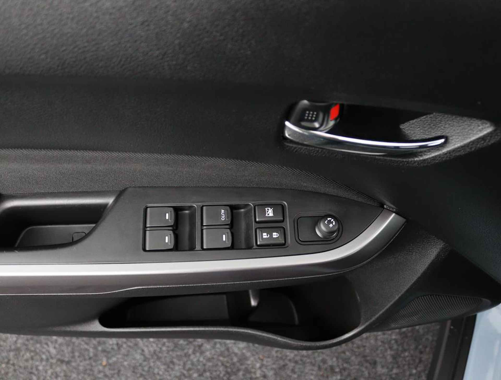 Suzuki Vitara 1.5 Hybrid Select | Navigatie | Keyless Entry | Bi Tone | Suzuki Safety Systeem | Achteruitrijcamera | Automaat | Led Verlichting | Dodehoek Detectie | - 34/50
