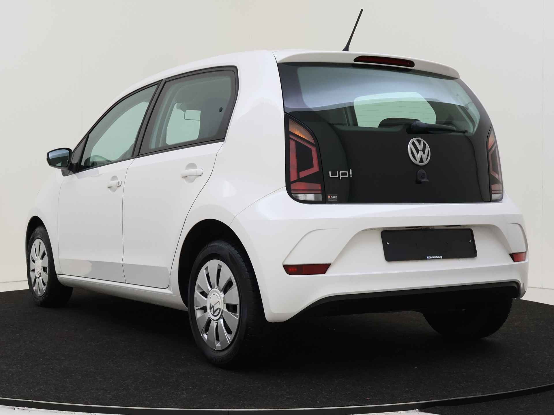 Volkswagen up! 1.0 BMT move up! 5 deurs | Airco - 5/26