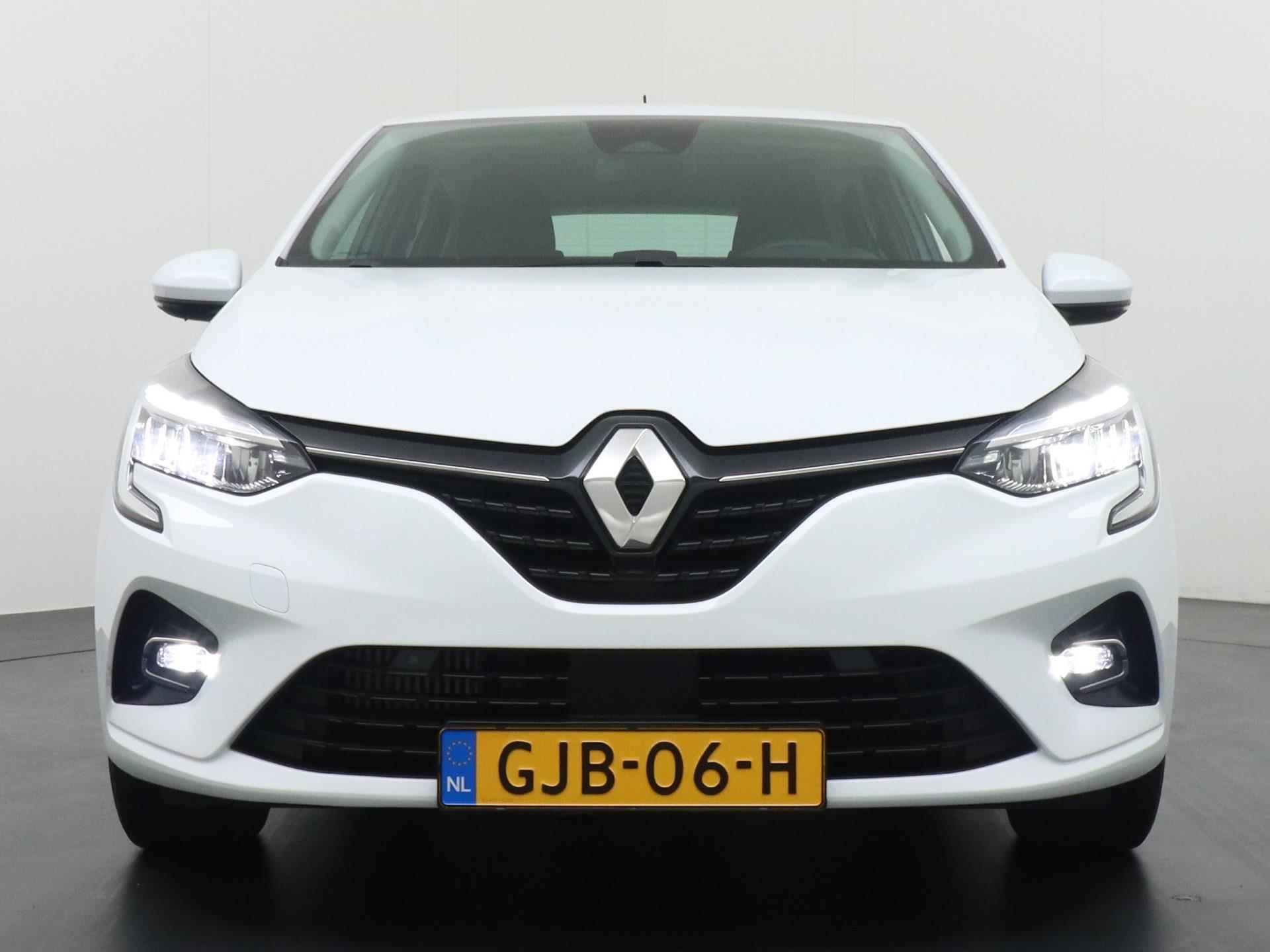 Renault Clio TCe Zen VAN: 18.900,- NAAR: 16.330,- UW ZOMERVOORDEEL: 2.570,-| NAVI | CAMERA | RIJKLAARPRIJS INCL. 12 MND. BOVAG - 4/43