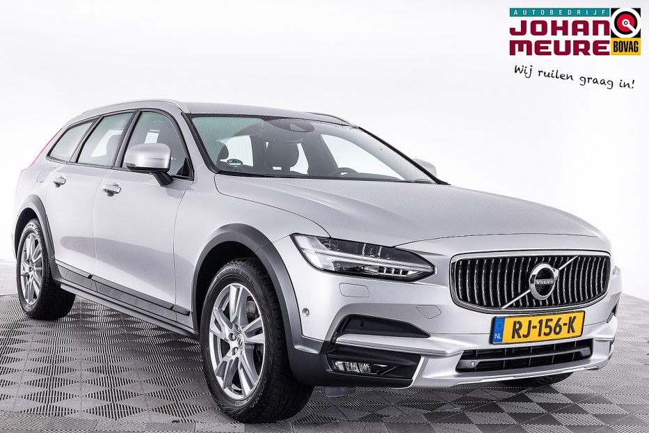 Volvo V90 Cross Country 2.0 D4 AWD | LEDER | PILOT ASSIST | Automaat ✅ 1e Eigenaar .