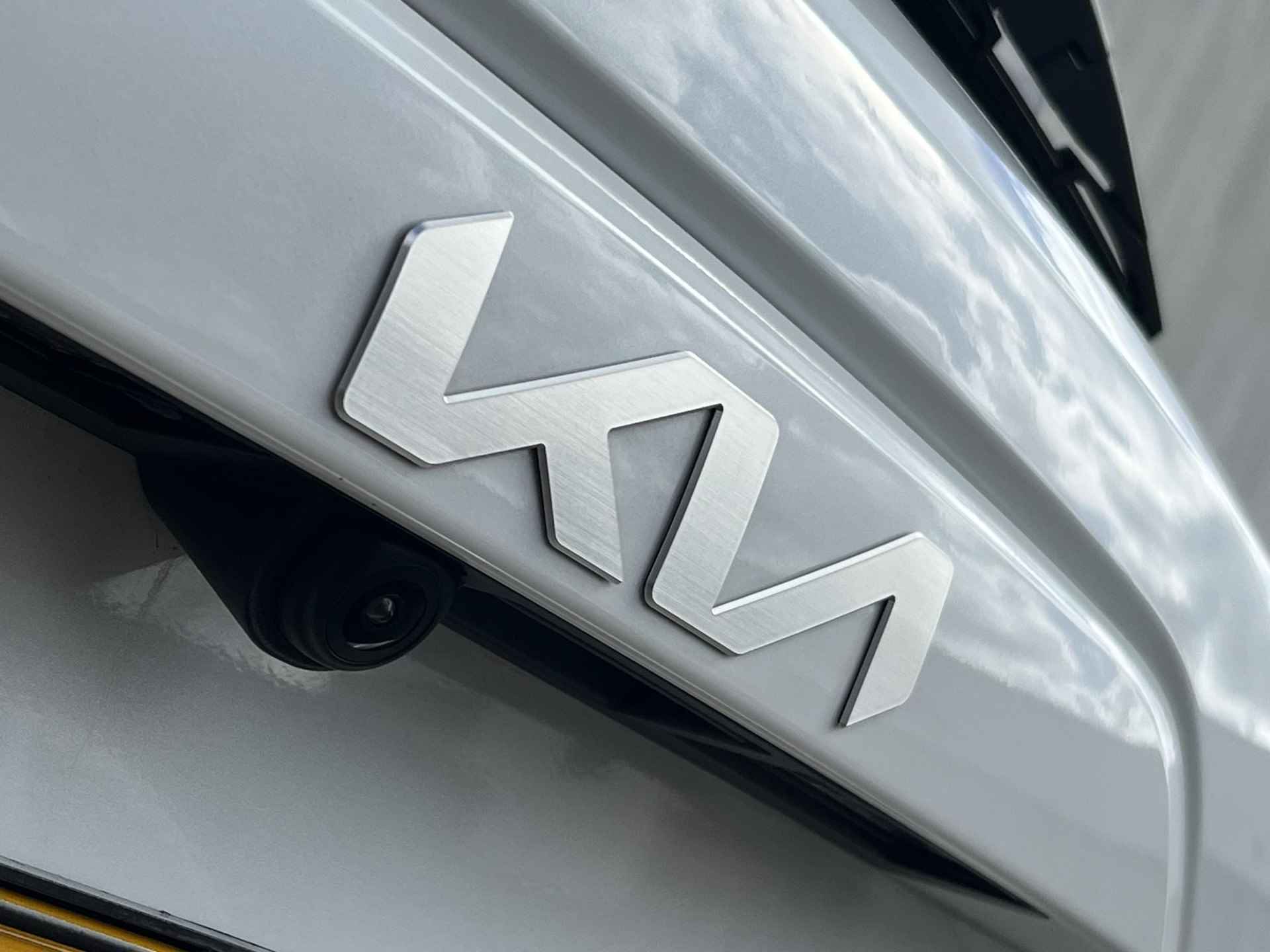 Kia Niro EV Edition Plus 64.8 kWh | Camera | Stoel- en stuurverwarming | Keyless Start & Entry | Apple-/Android Carplay - 10/44