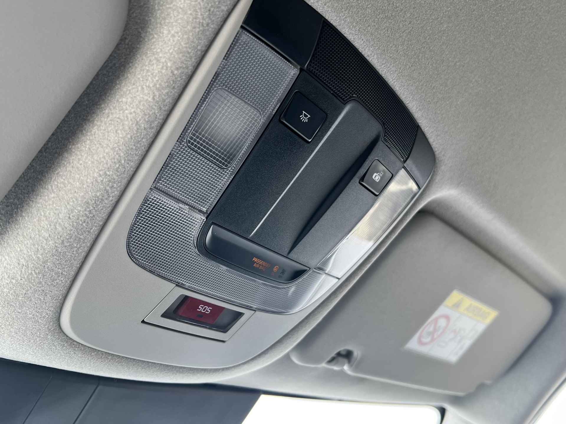 Kia Niro EV Edition Plus 64.8 kWh | Camera | Stoel- en stuurverwarming | Keyless Start & Entry | Apple-/Android Carplay - 32/44