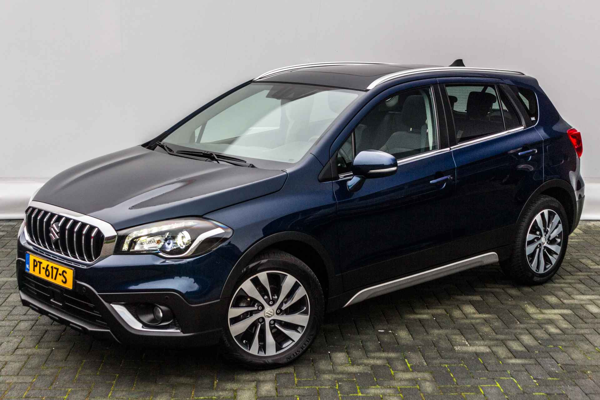 Suzuki S-Cross 1.4 141 PK Boosterjet High Executive RIJKLAAR. | Panoramadak  | Leer | PDC V/A  | Clima | 17'' LMV | Navigatie  | Achteruitrij camera | - 15/39