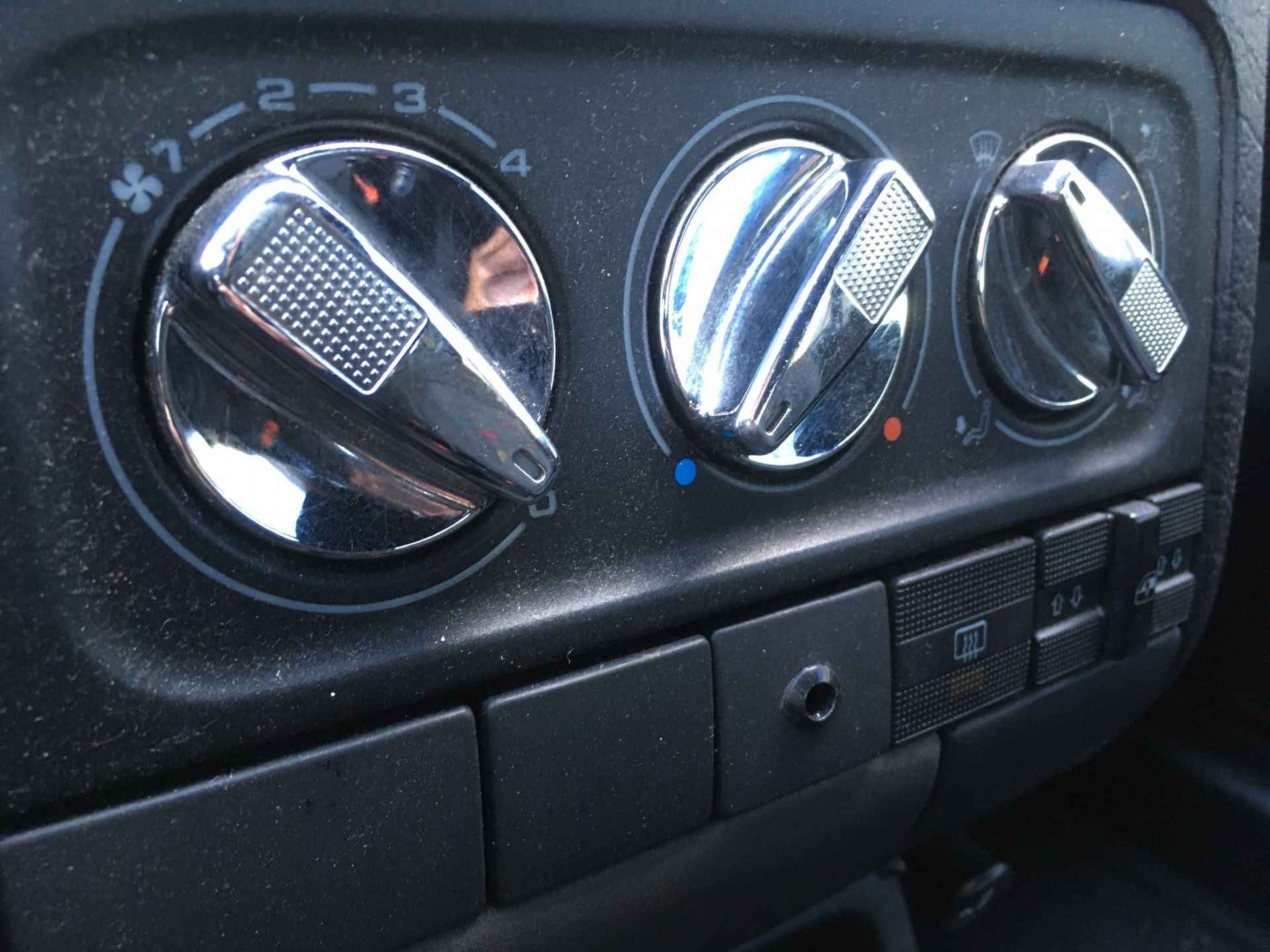 Volkswagen GOLF Cabriolet 1.8 | LM velgen | Elektrische ramen | Radio | Staat in de Krim - 9/14