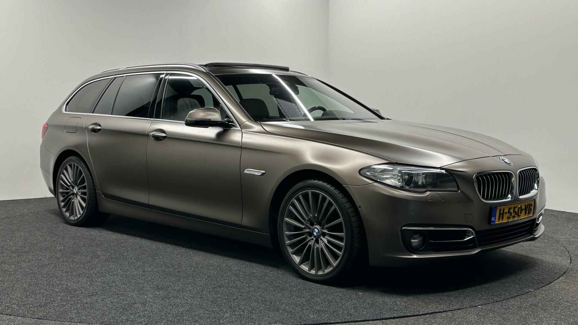 BMW 5-serie Touring 535xd High Executive|H&K|HUD|Pano|Trekhaak|Leer|Unieke Kleur|Stoel/Stuurverwarming| - 4/50