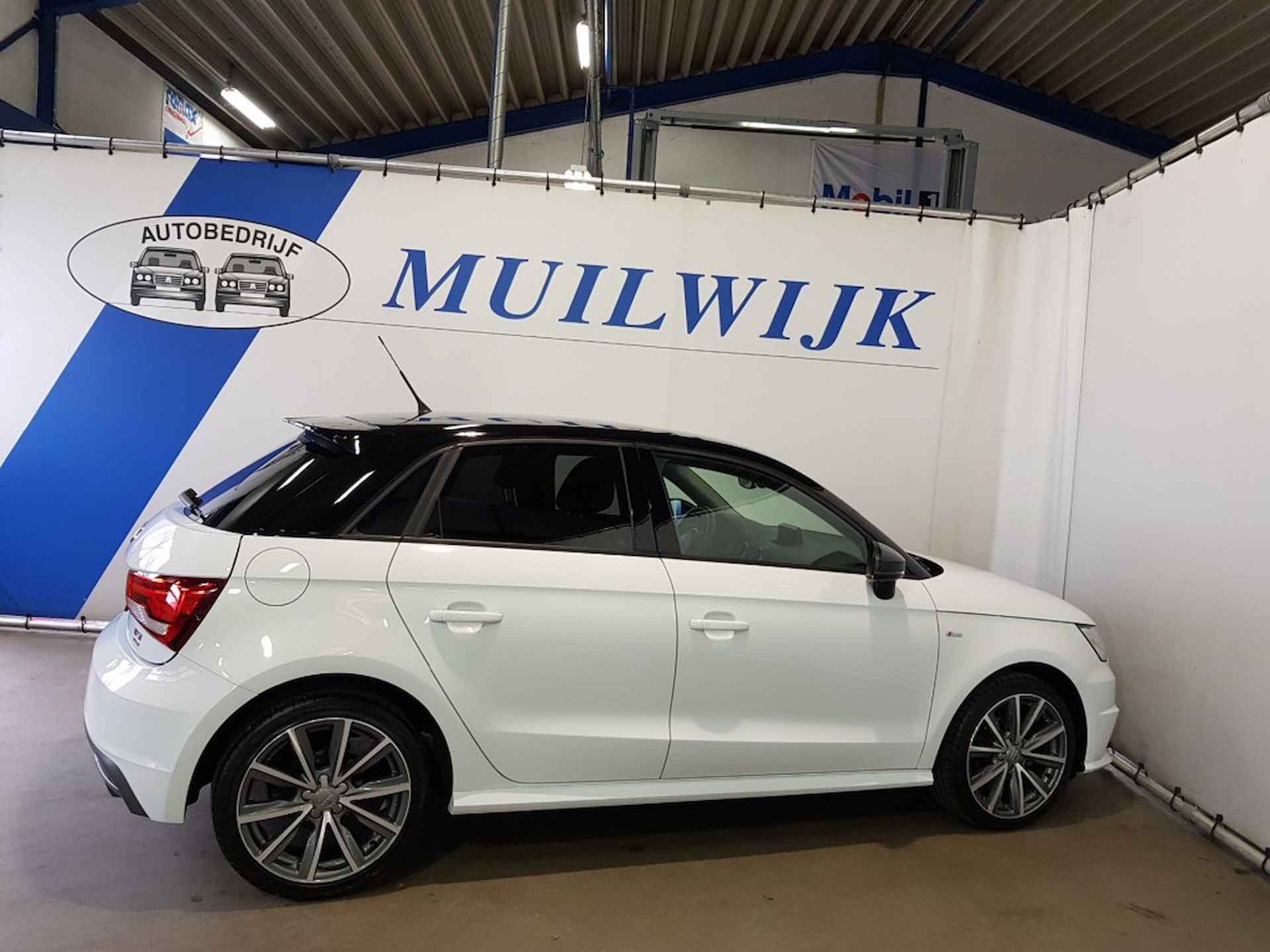 AUDI A1 Sportback 1.0 TFSI Adrenalin S-Line / NL Auto - 13/29