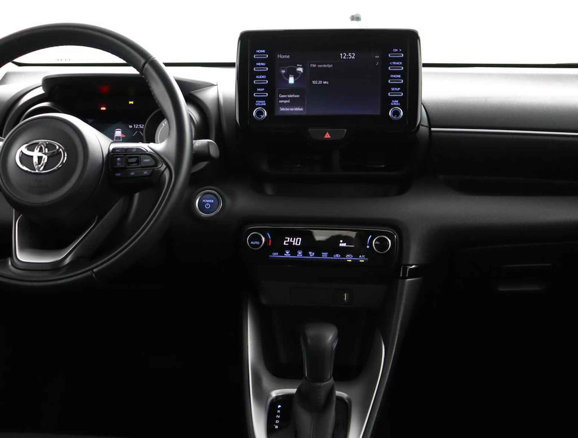 Toyota Yaris 1.5 Hybrid Dynamic | Apple carplay & Android auto | Adaptive cruise control | - 44/47