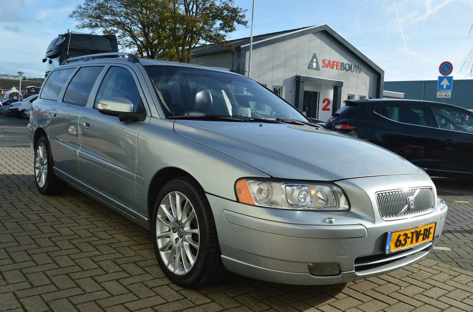 Volvo V70 2.5T Edition Sport / BOVAG RIJKLAARPRIJS - 4/22