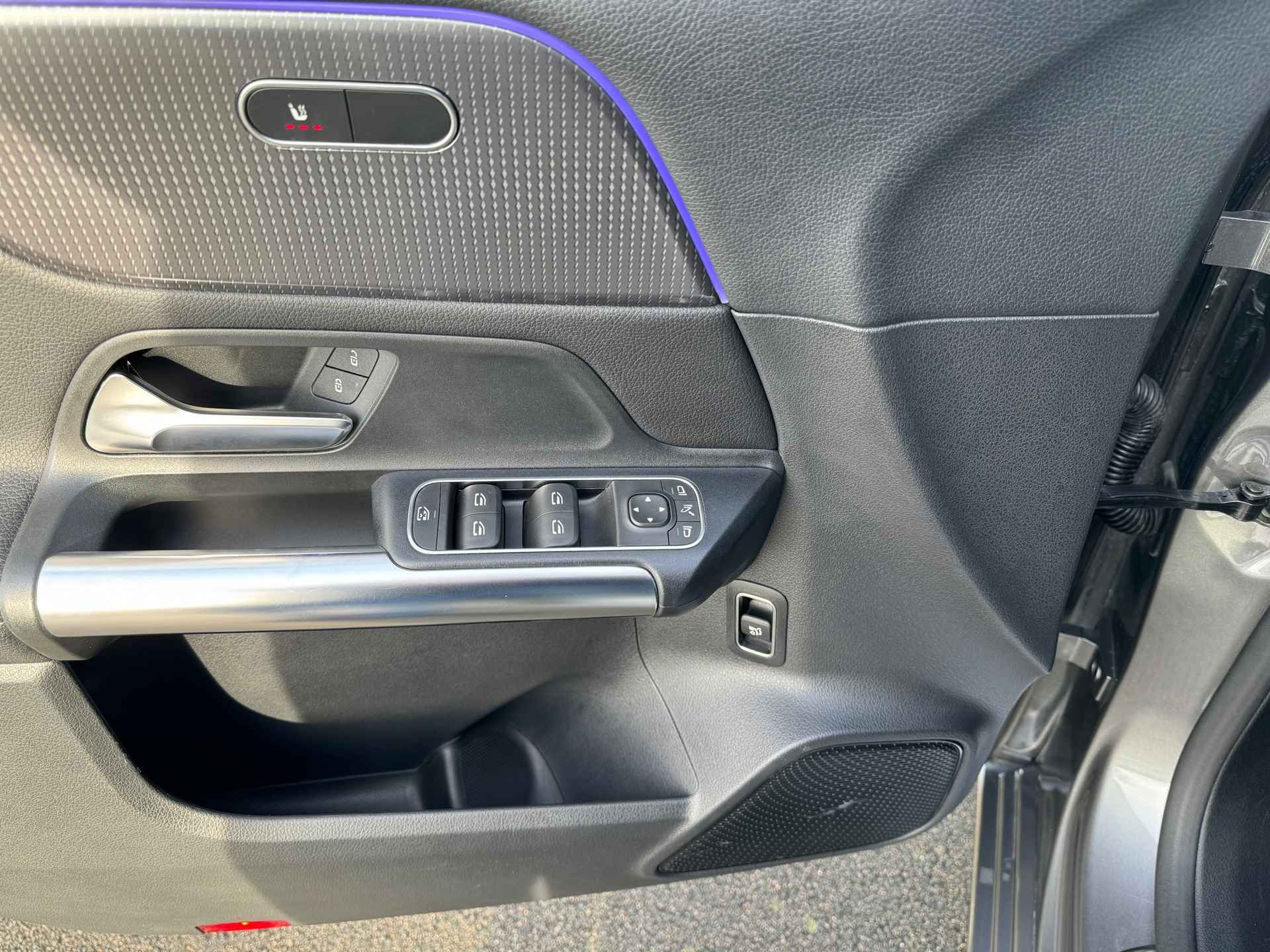 Mercedes-Benz B-klasse 180 Progressive automaat , achteruitrijcamera , Apple-carplay , keyless go - 10/26