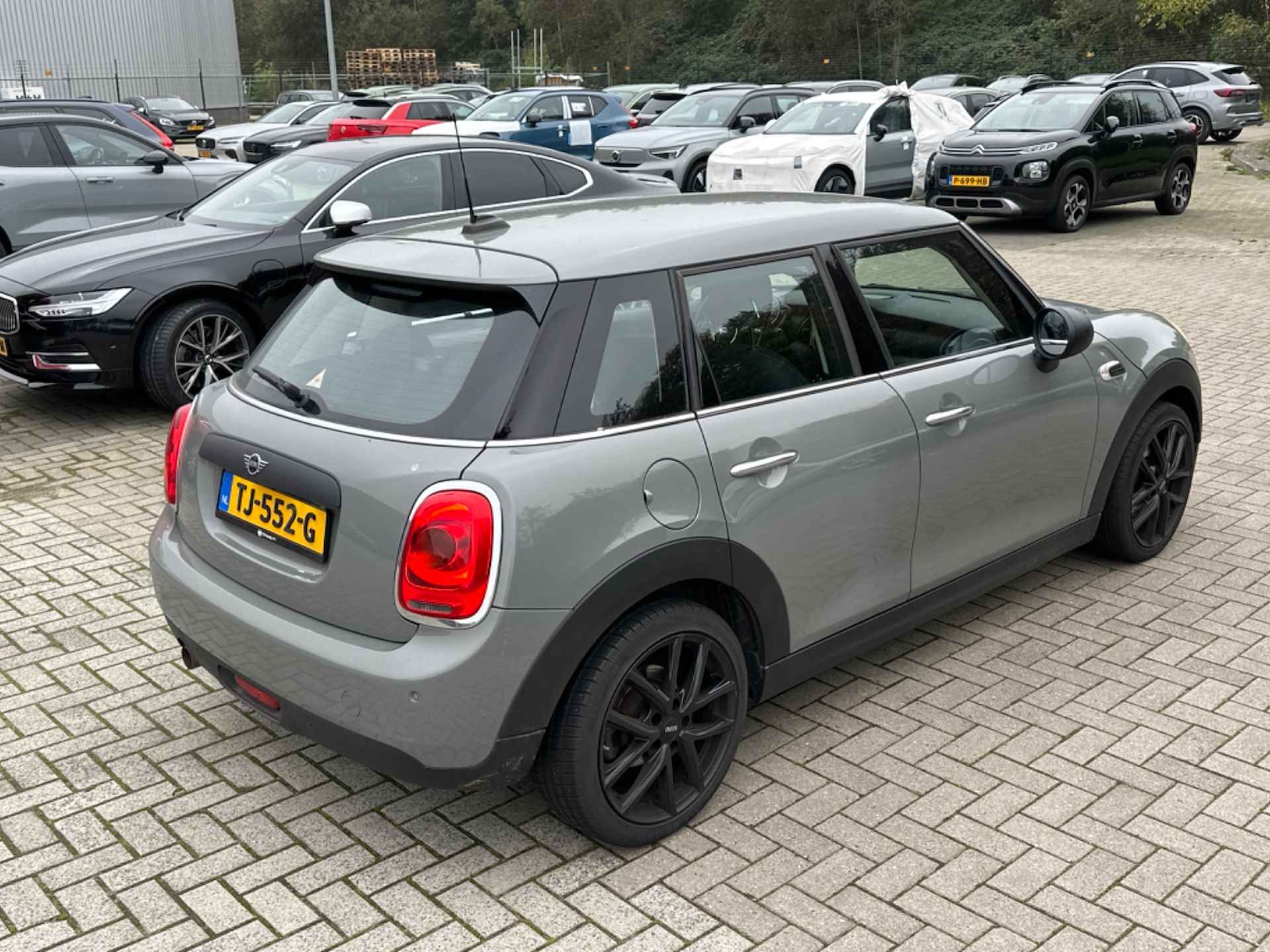 MINI Mini 1.5 ONE FIRST | NL-AUTO! | DEALER OH! | NAVI | CRUISE | PARK SENS | 17' LM. VELGEN - 4/10