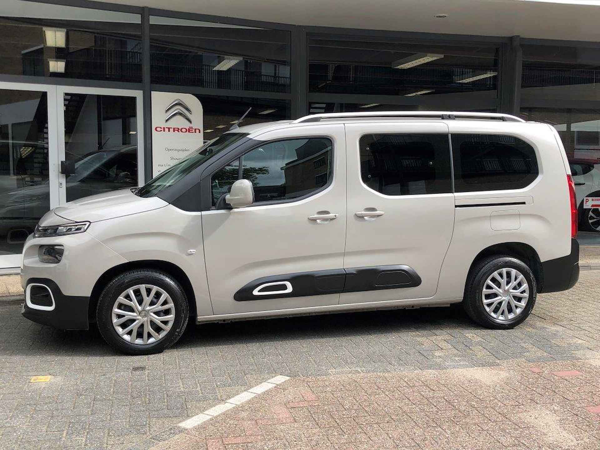 Citroen Berlingo XL FEEL 7 PERSOONS NAVIGATIE - 2/23