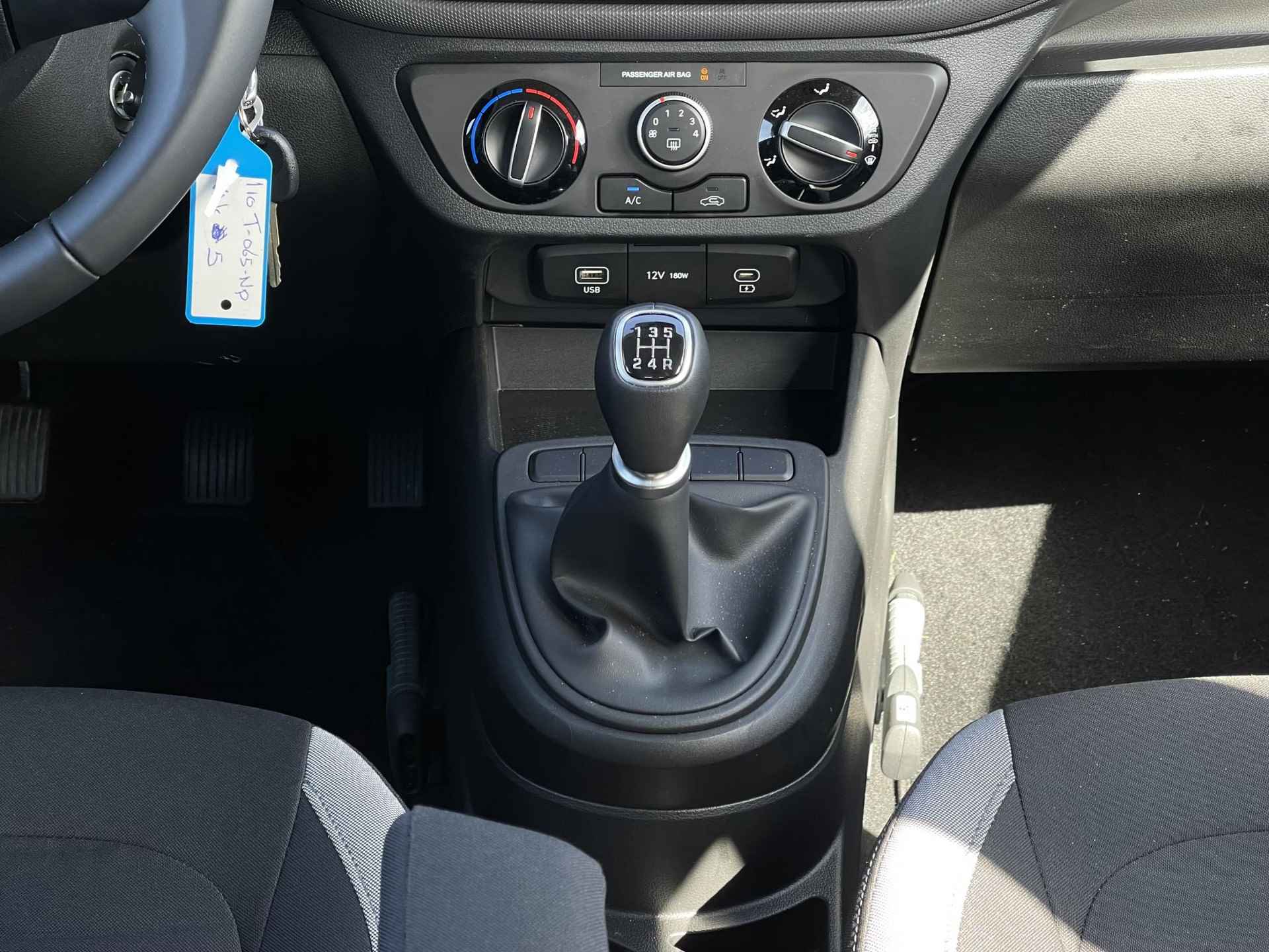 Hyundai i10 1.0 Comfort Smart *NIEUW MODEL* | Apple Carplay/Android Auto | Camera | Cruise Control | Airco | Bluetooth Tel. | DAB | Rijklaarprijs! - 19/26
