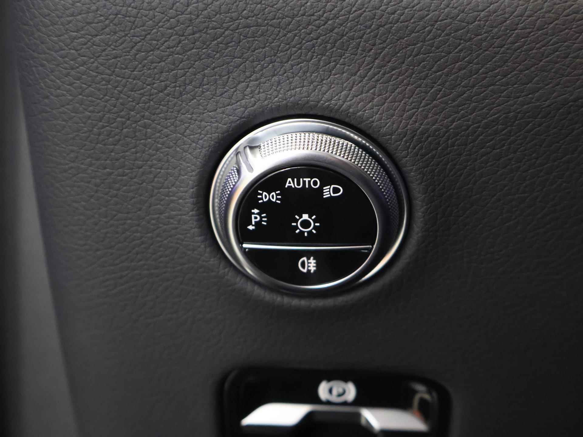 Mercedes-Benz GLC-klasse 300e 4MATIC AMG Line | Panoramadak | Trekhaak | Adaptieve cruise control | Keyless Go | 360 camera | Memory Pakket | Digital light koplampen - 37/52