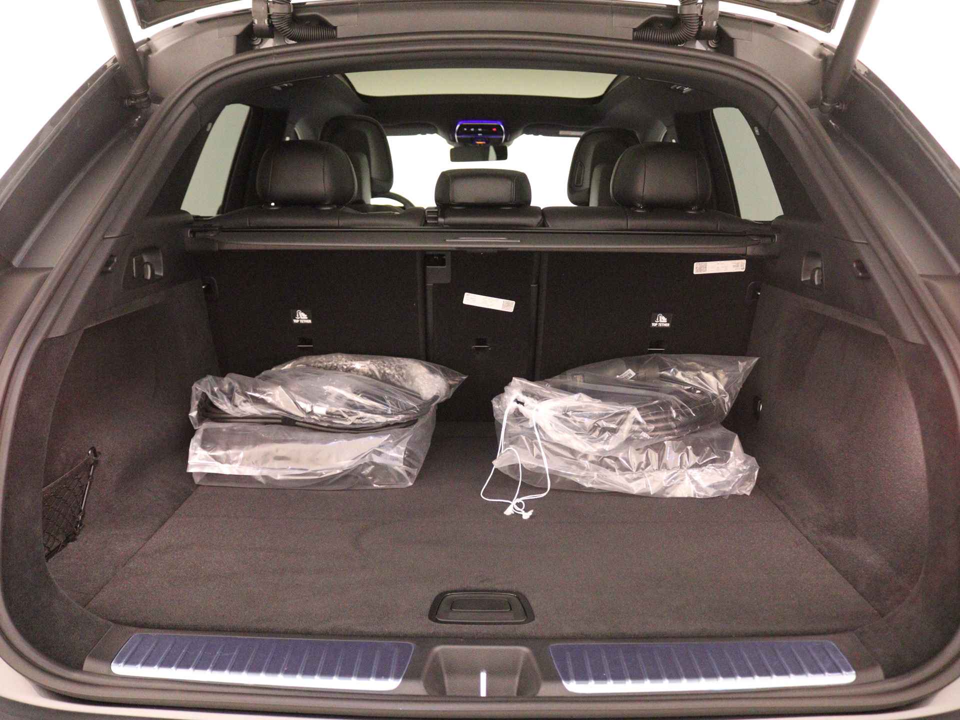 Mercedes-Benz EQE SUV 350 4Matic AMG Line | Memorypakket | Smartphone-integratie | Rij-assistentiepakket Plus | Panoramaschuifdak  | Burmester® 3D-Surround sound system | USB-pakket plus | Parkeerpakket met 360°-camera | - 33/38