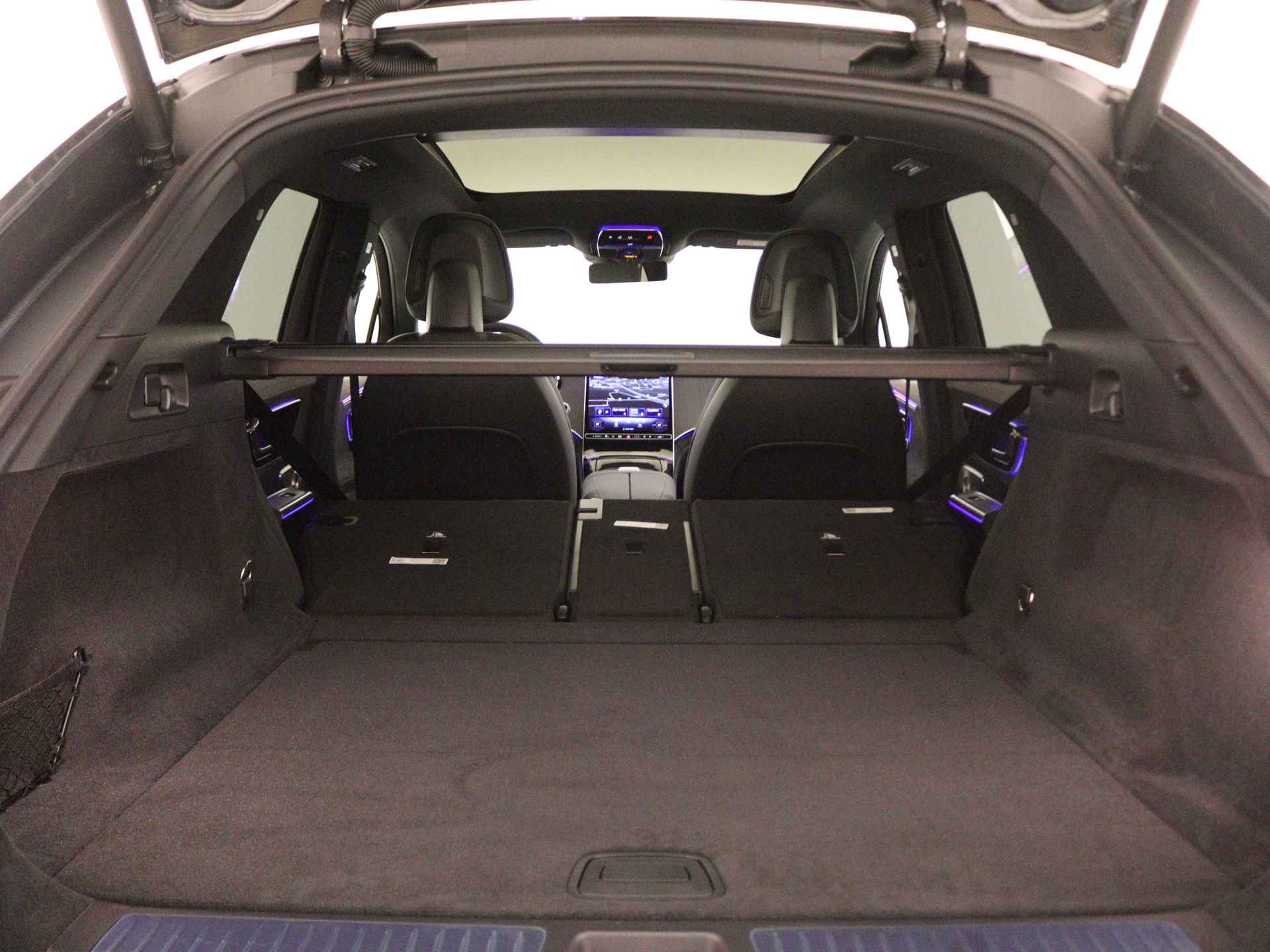 Mercedes-Benz EQE SUV 350 4Matic AMG Line | Memorypakket | Smartphone-integratie | Rij-assistentiepakket Plus | Panoramaschuifdak  | Burmester® 3D-Surround sound system | USB-pakket plus | Parkeerpakket met 360°-camera | - 35/38