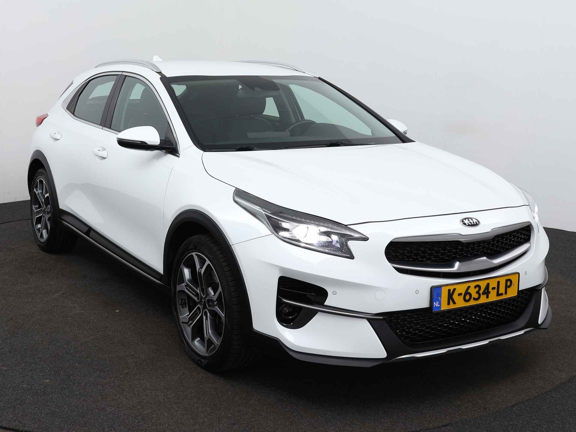 Kia Xceed 1.0 T-GDi DynamicLine | Climate Control | Parkeercamera | Navigatie | - 27/39