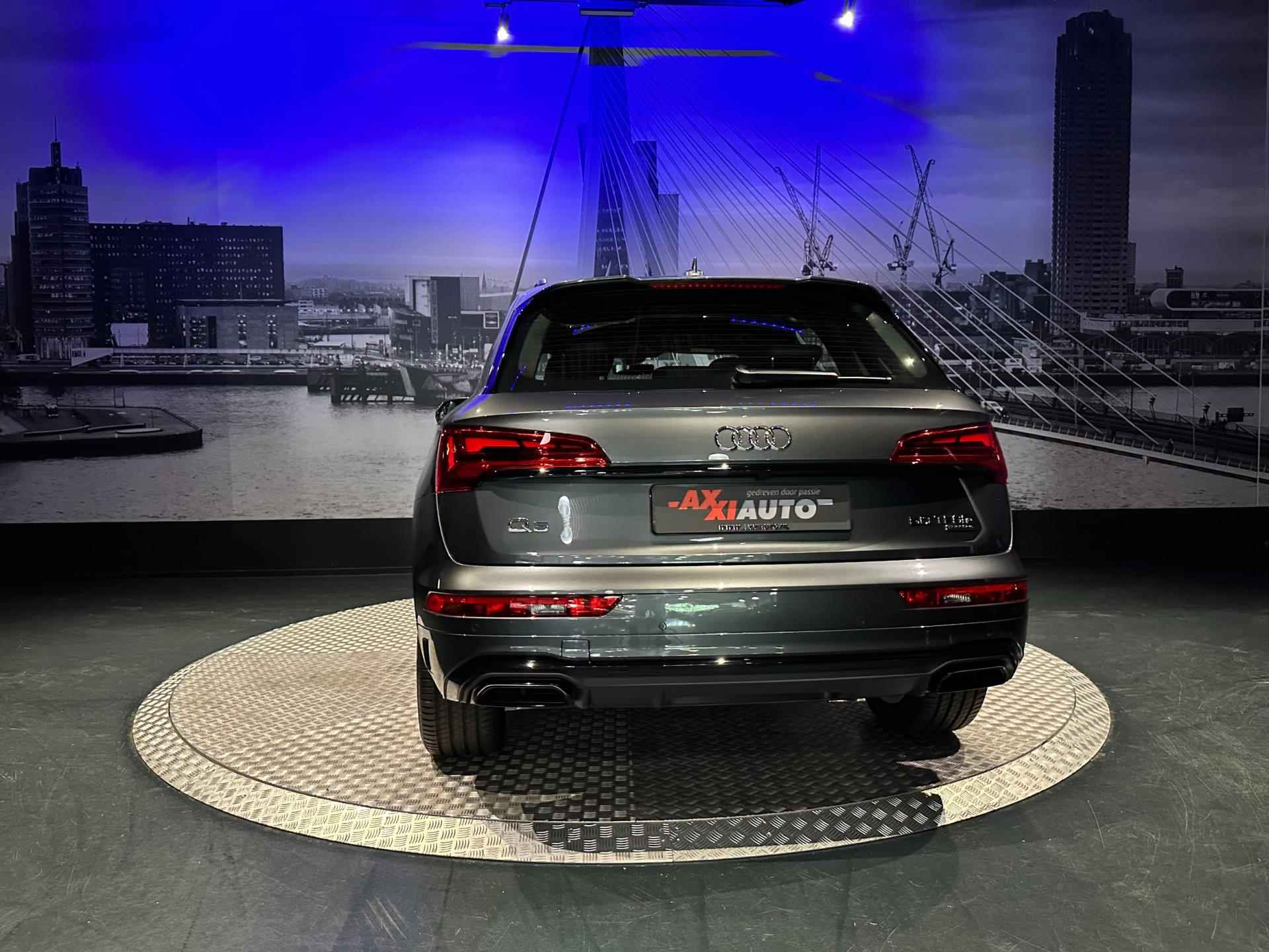 Audi Q5 50 TFSI e S edition Competition *Keyless*Camera*Daytonagrey*NIEUW* € 10.000,- korting! - 12/36