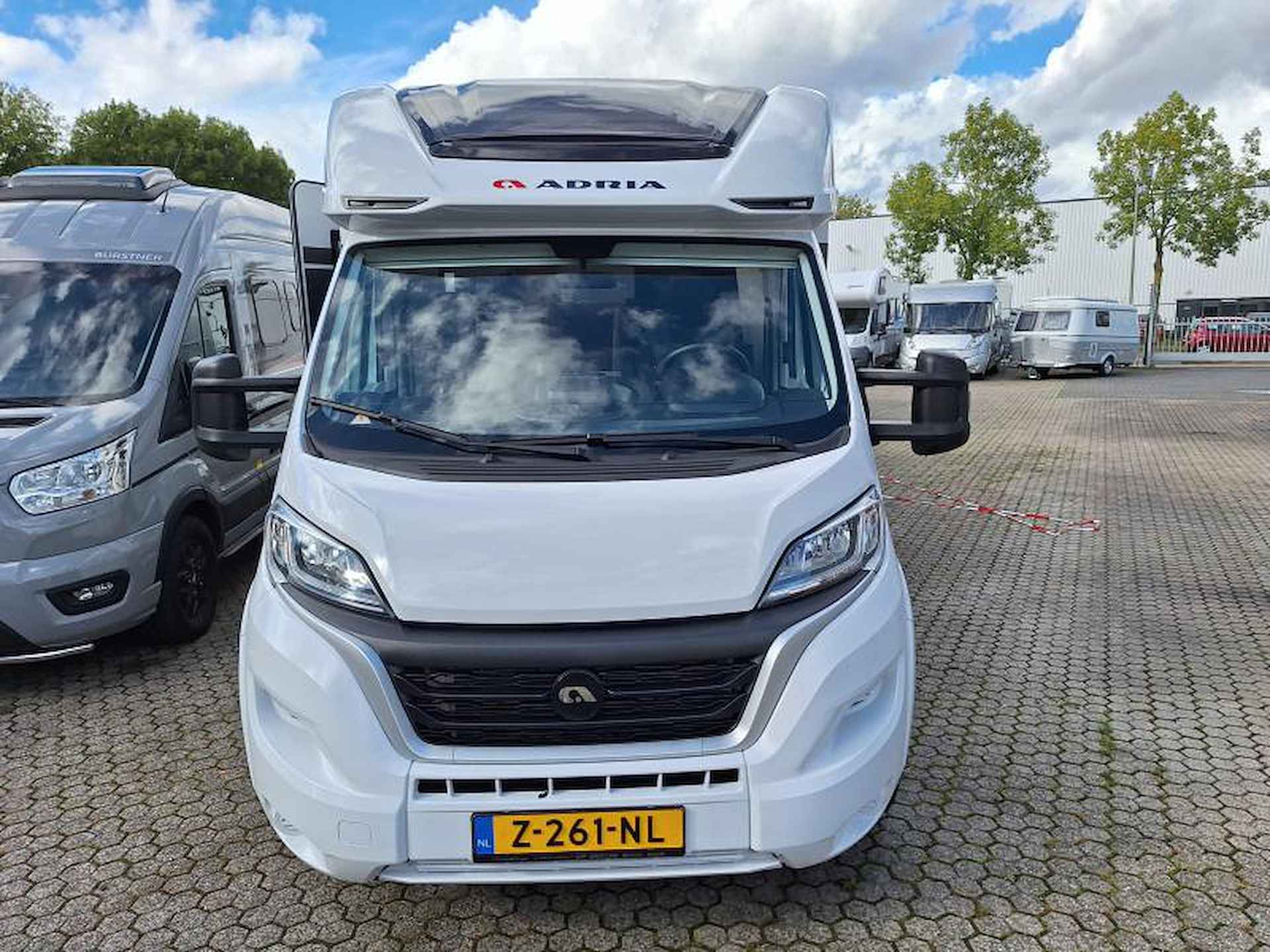 Adria Matrix Axess 650 SL -5 PERSOONS IN NIEUWSTAAT - 4/22