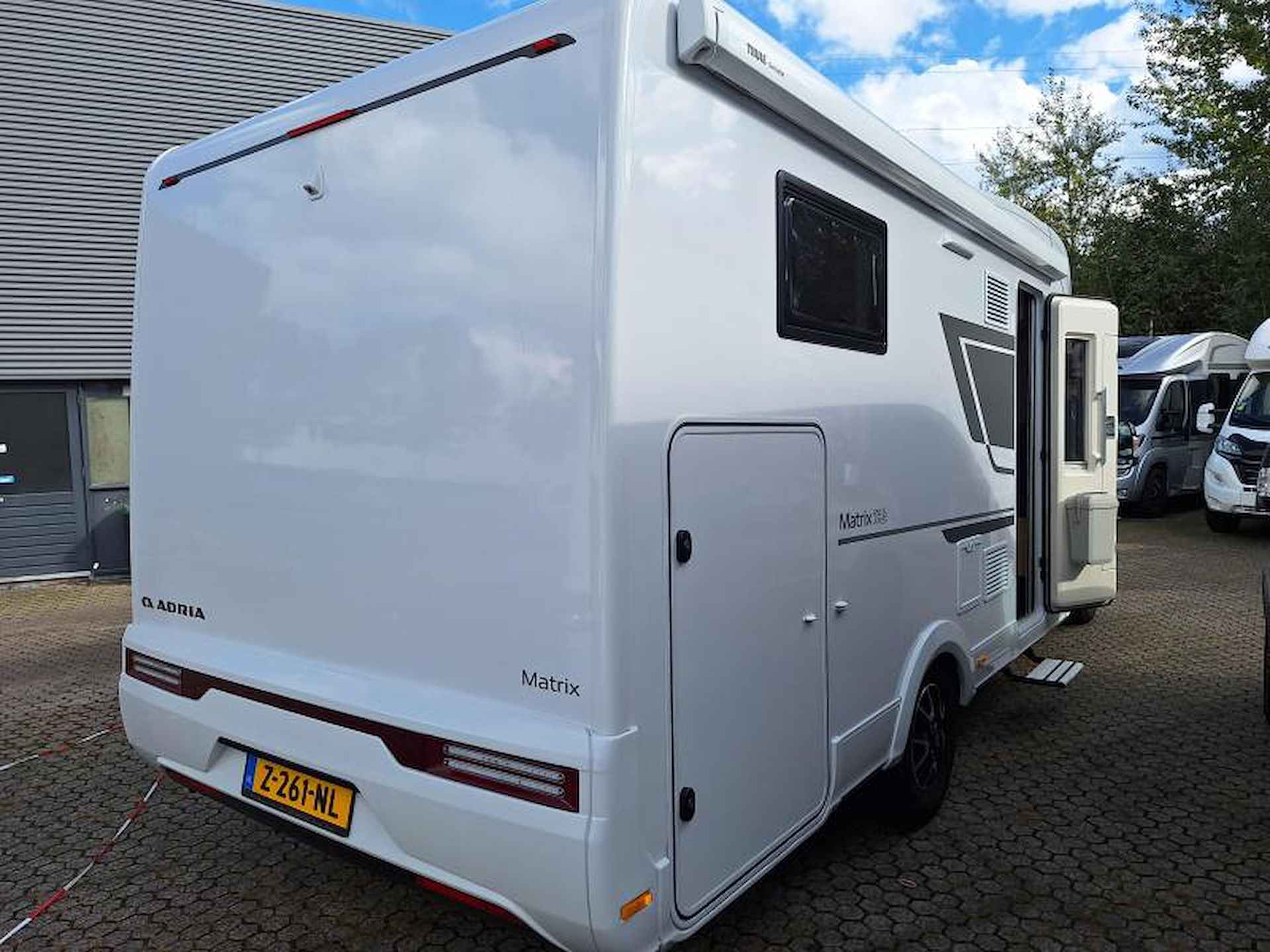 Adria Matrix Axess 650 SL -5 PERSOONS IN NIEUWSTAAT - 6/22