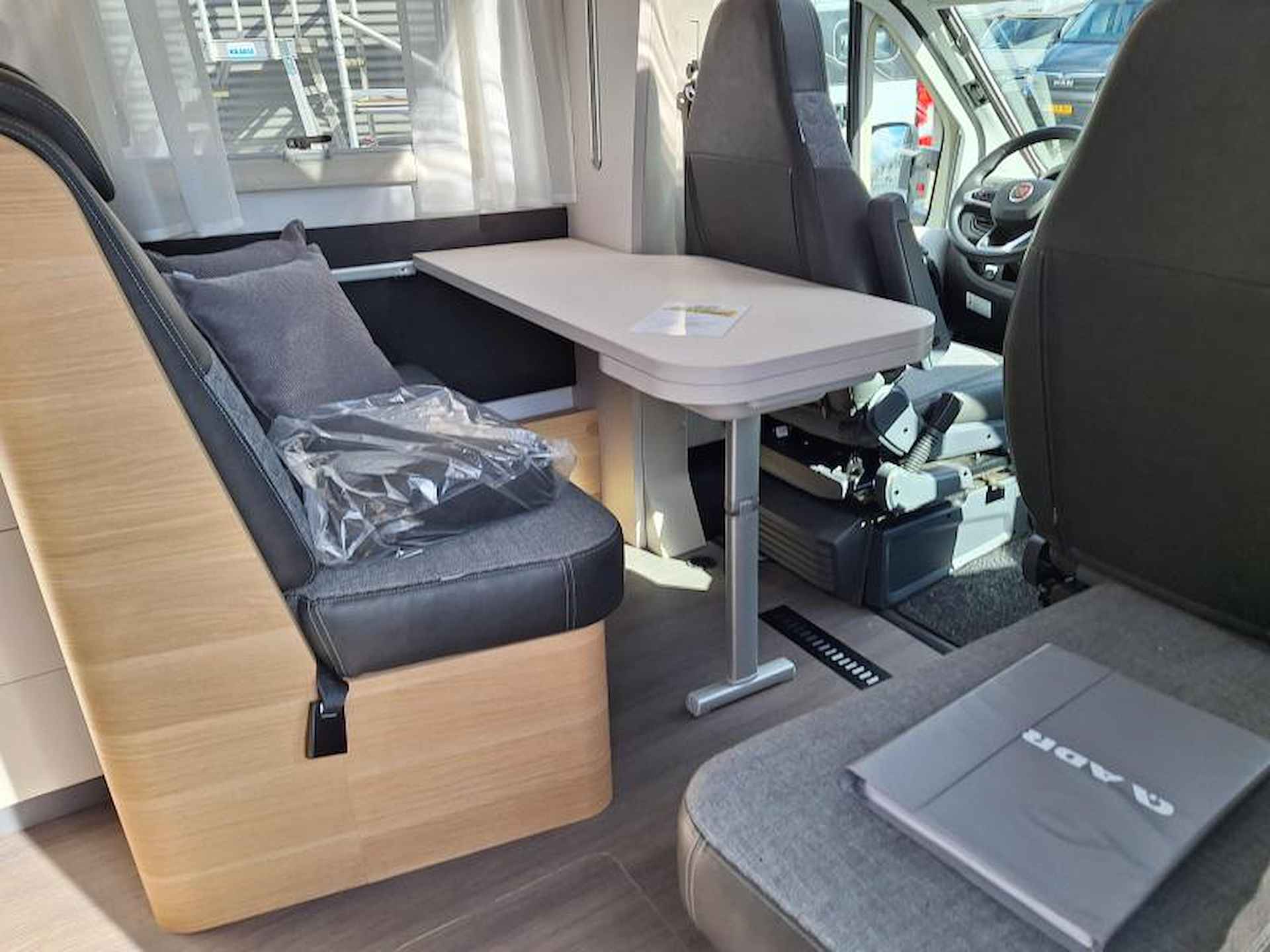 Adria Matrix Axess 650 SL -5 PERSOONS IN NIEUWSTAAT - 9/22