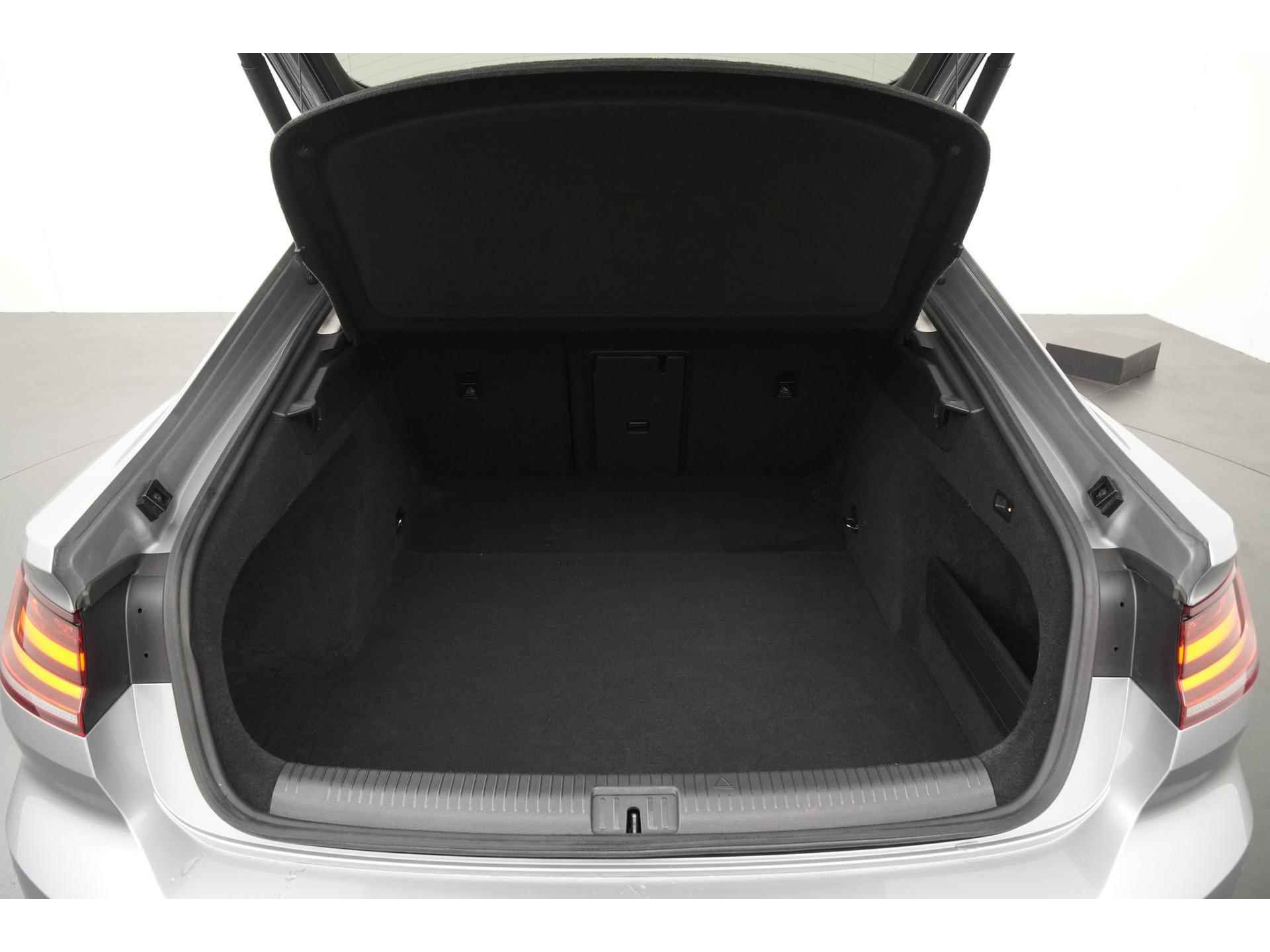 Volkswagen Arteon 1.5 TSI Elegance DSG | Schuifdak | Active Info Display | Trekhaak Uitklap | Zondag Open! - 22/43