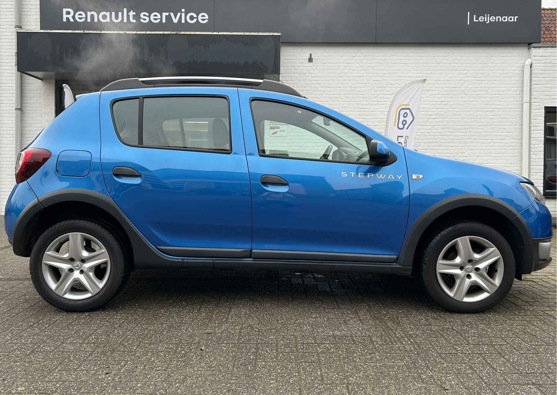 Dacia Sandero 0.9 TCe Stepway Lauréate | Parkeersensoren | Cruise control | Airconditioning - 6/37