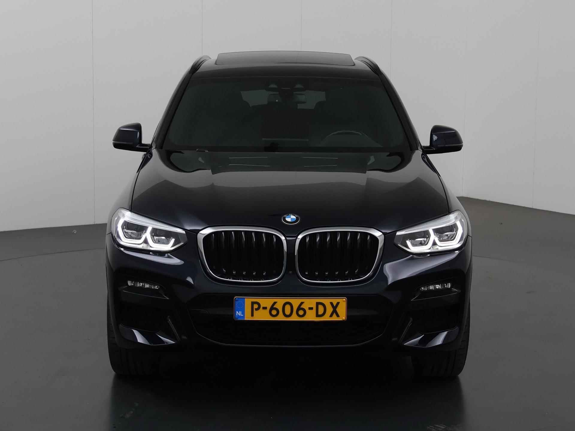 BMW X3 xDrive20i Business Edition Plus | M-Sport | Panoramadak | Sportstoelen | Lederen Interieur | 360 Camera | 2400kg trekgewicht | DAB | Digitaal Dashboard | HUD | Ele. wegklapbare trekhaak | - 4/47