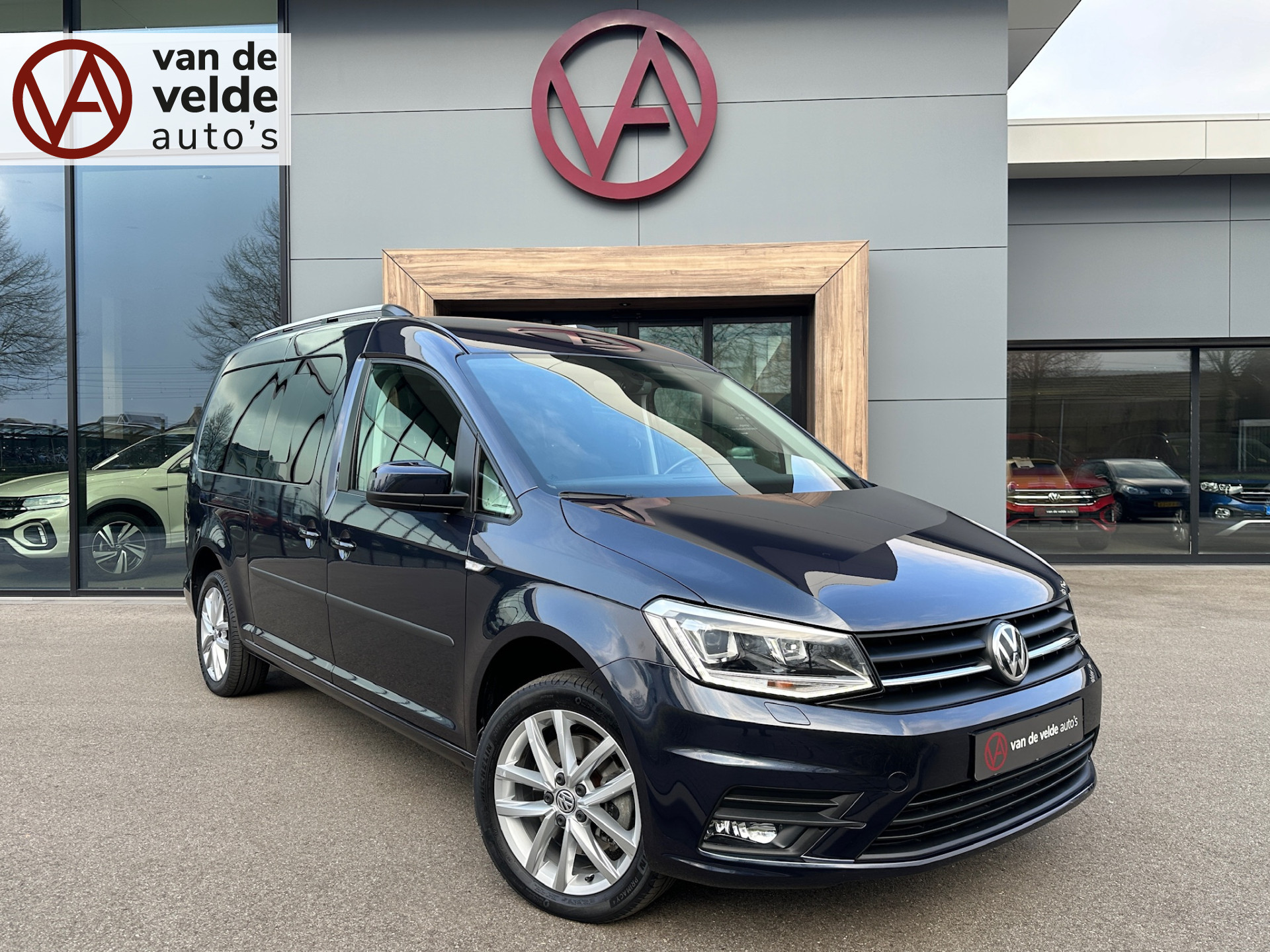 Volkswagen Caddy Maxi 1.4 TSI DSG Trendline | Trekhaak | Xenon | Navi | Adapt. Cruise | Rijklaar incl. garantie